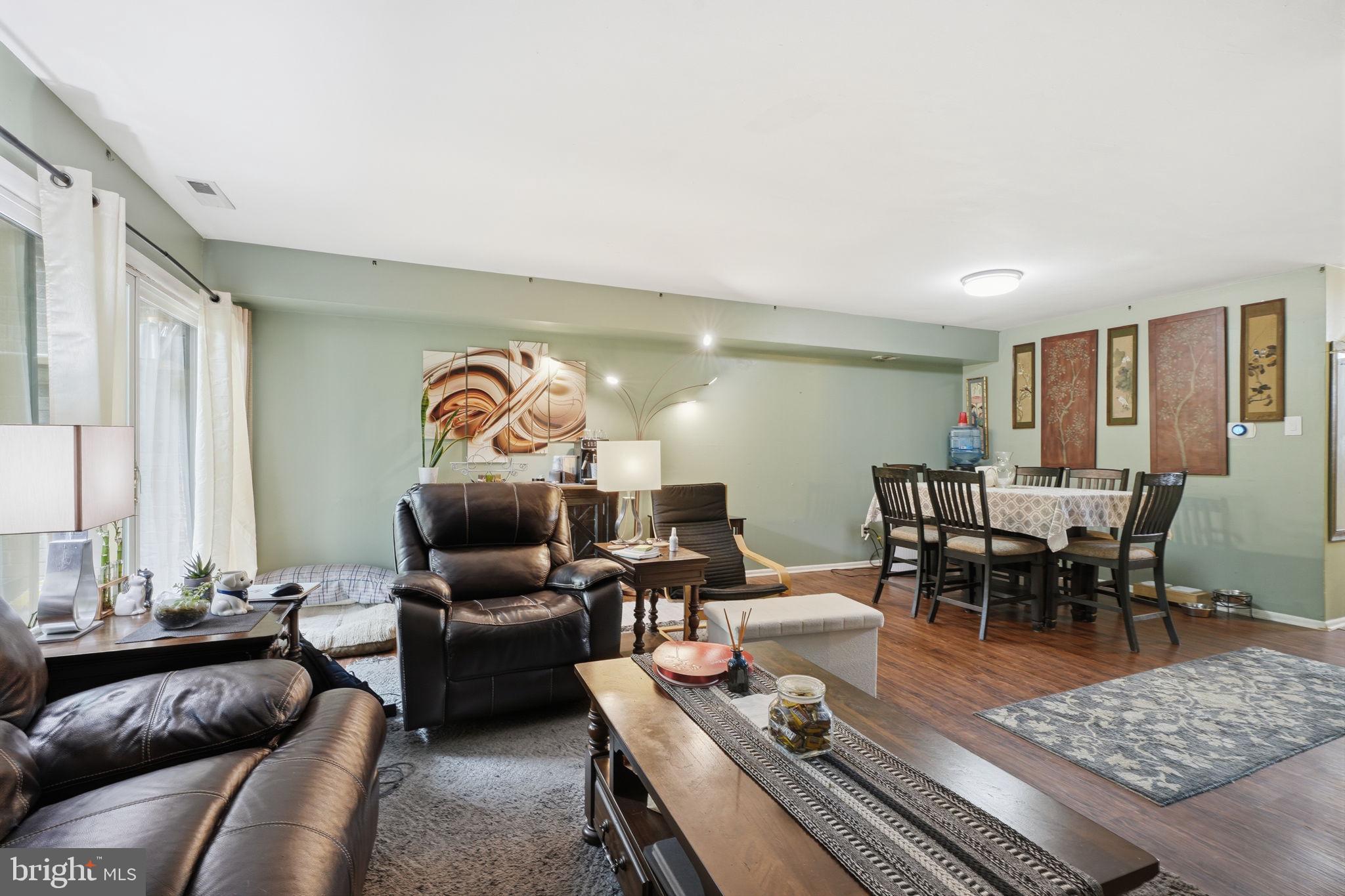 STONY BROOK - Residential