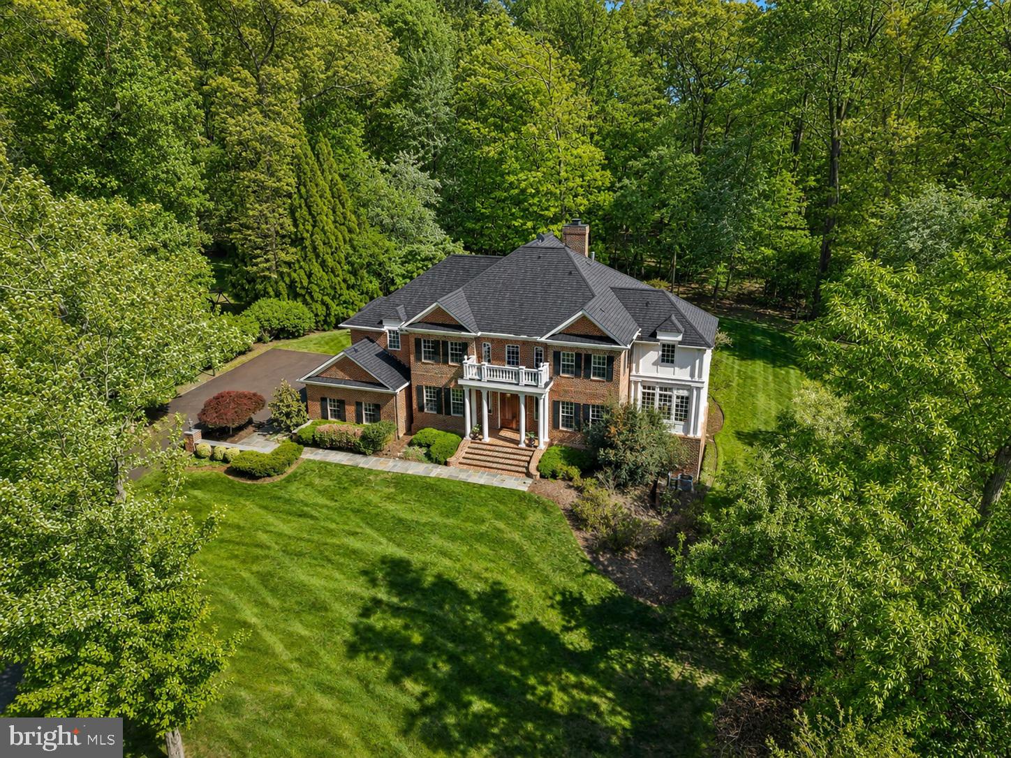 CHESTNUT WOODS - Residential
