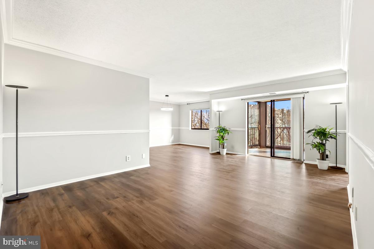 MONTEBELLO - Residential