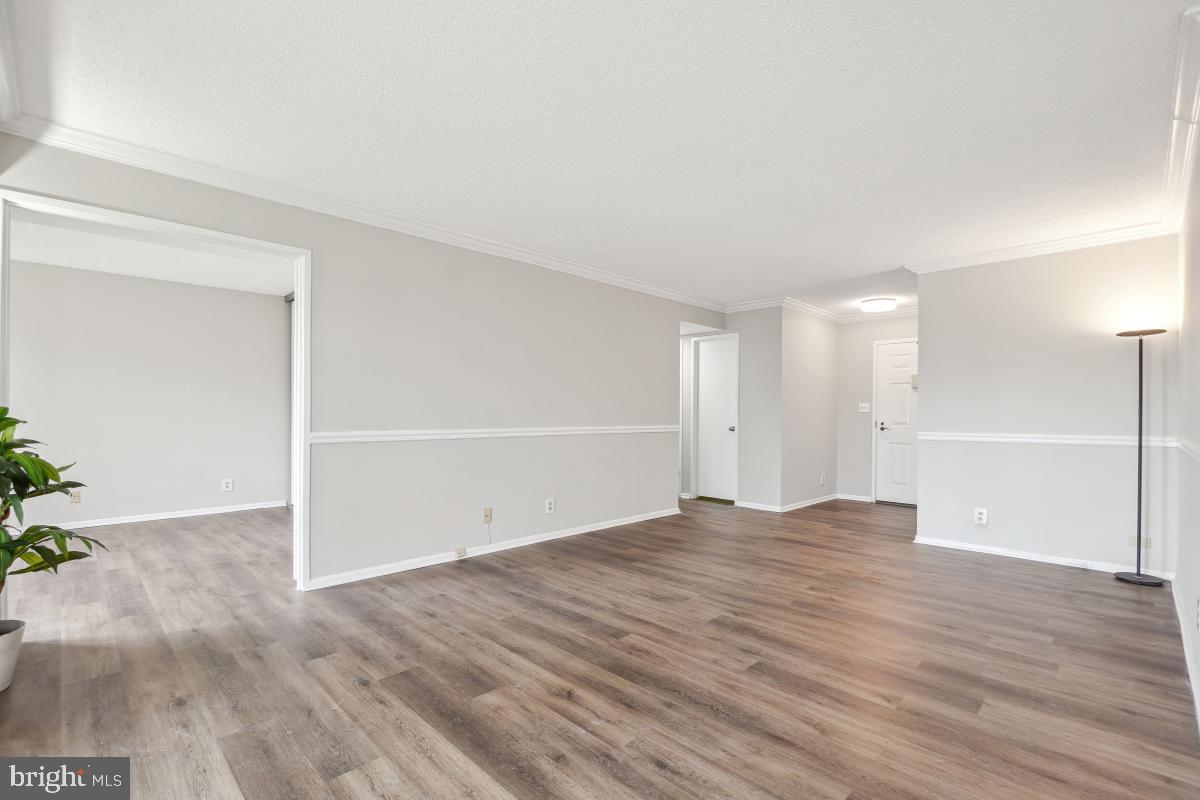 MONTEBELLO - Residential