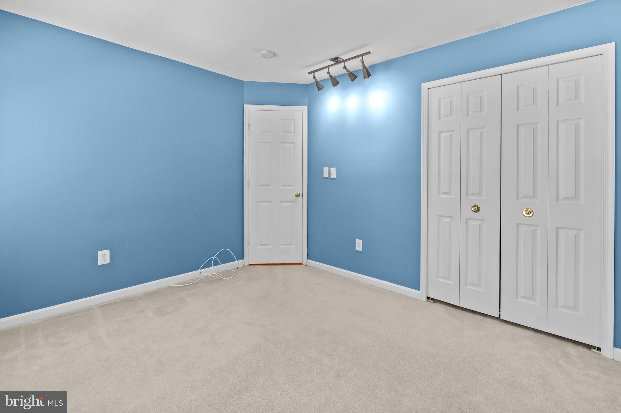 WOODBROOK - Residential