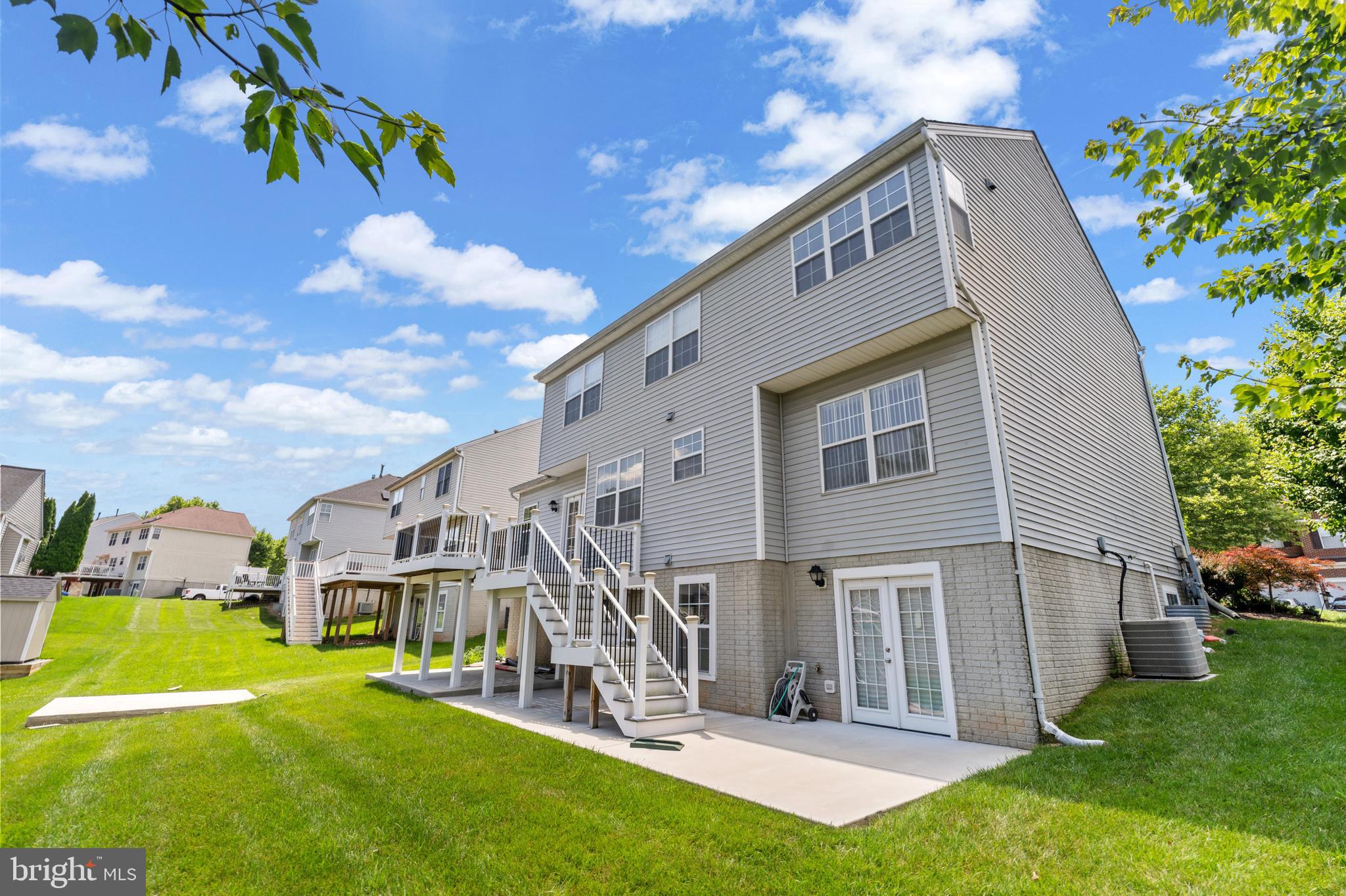 WOODBROOK - Residential