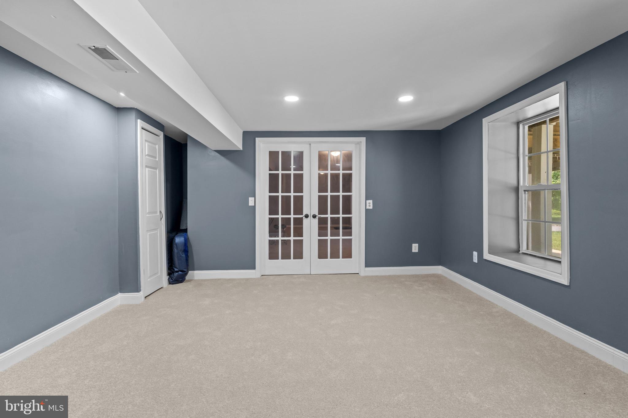 WOODBROOK - Residential