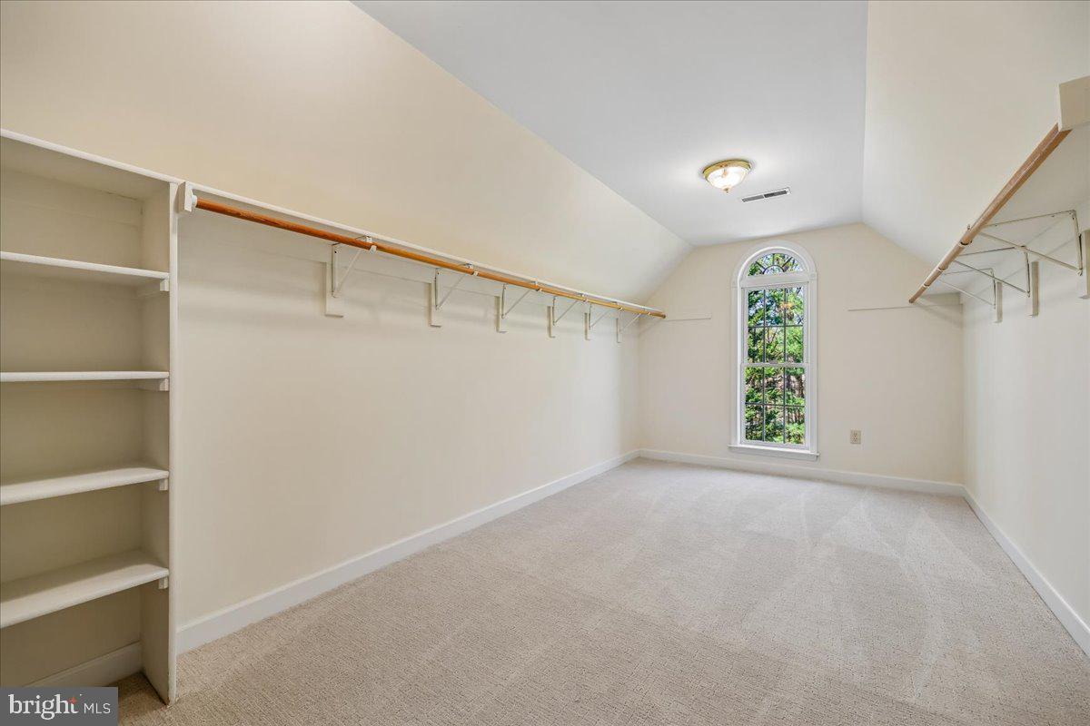HERITAGE WALK - Residential