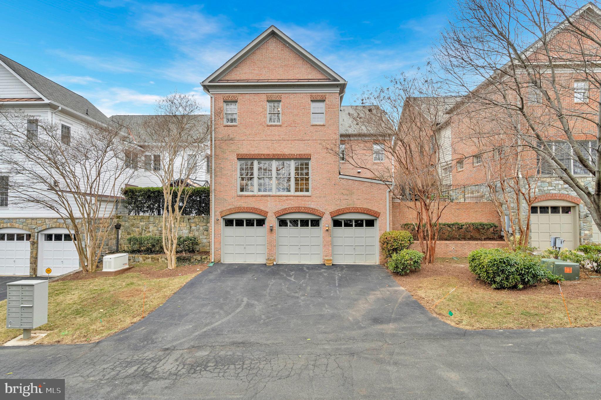 EVANS FARM - Residential