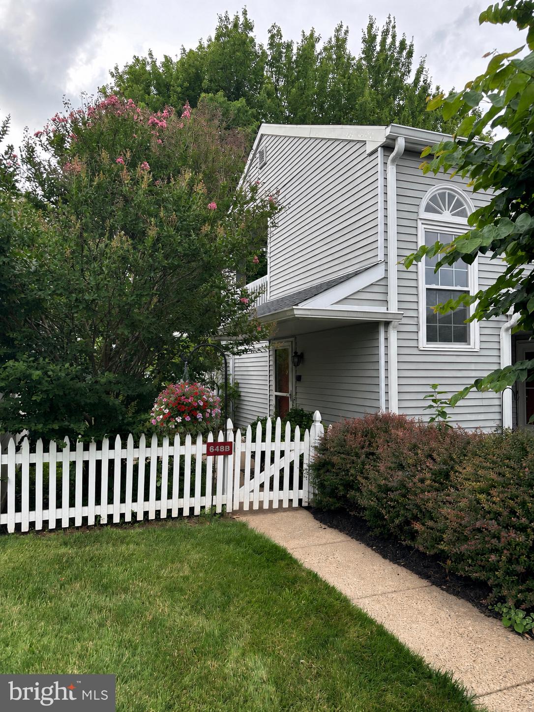 ROSE HOLLOW - Residential