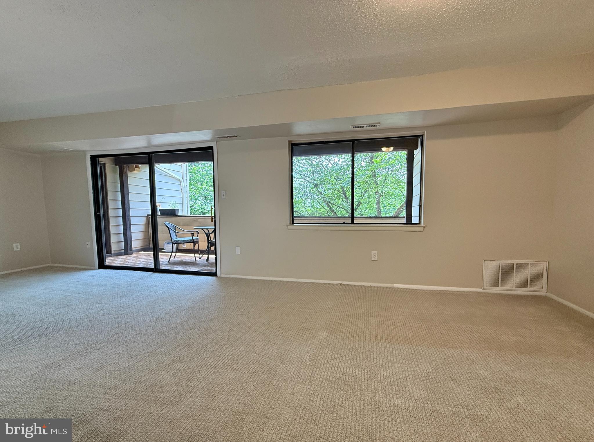 ROCKLAND RUN - Residential
