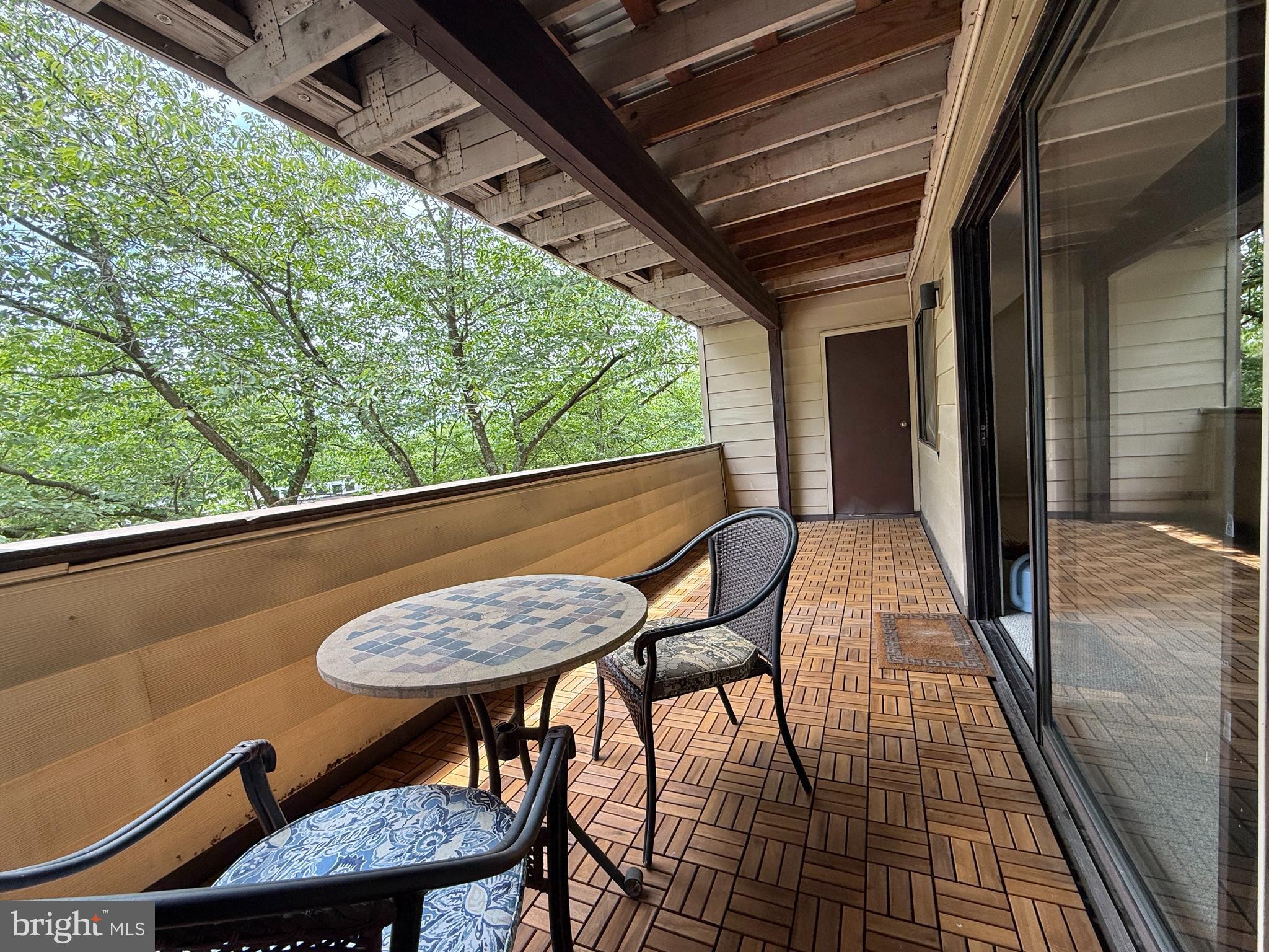 ROCKLAND RUN - Residential
