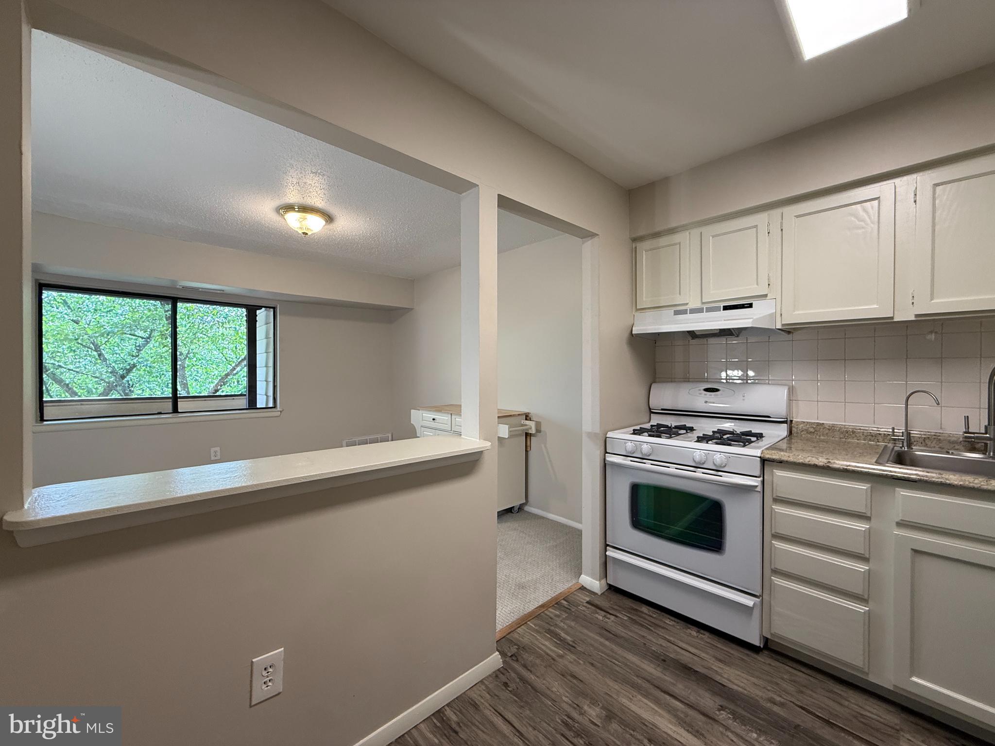 ROCKLAND RUN - Residential