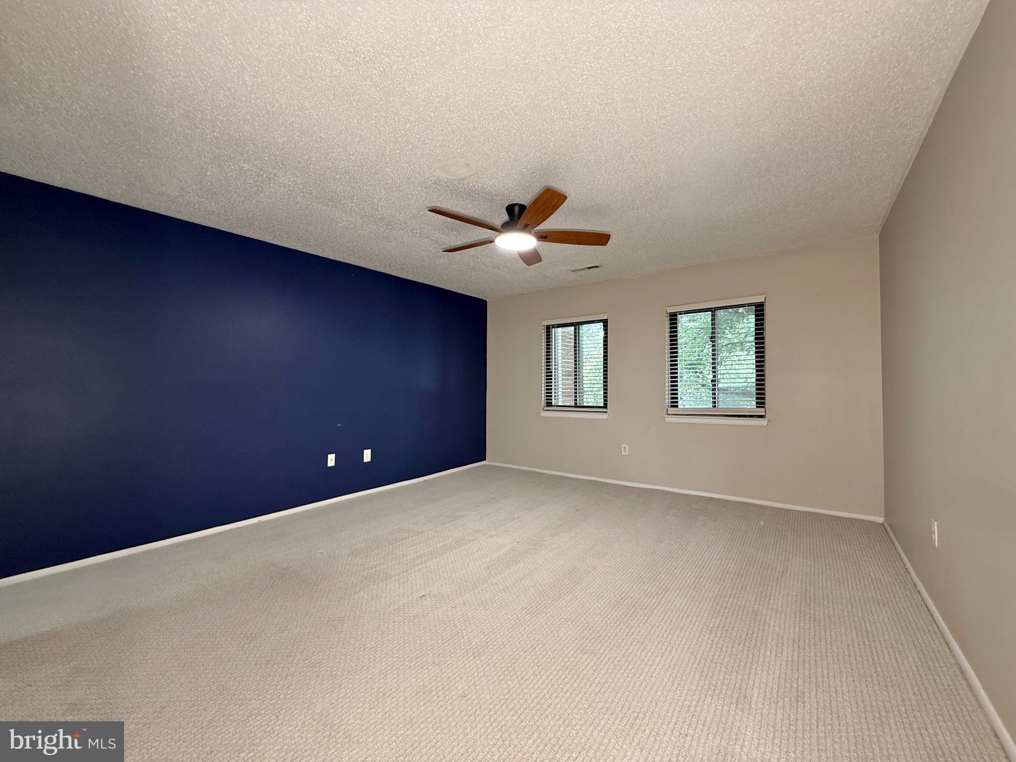 ROCKLAND RUN - Residential