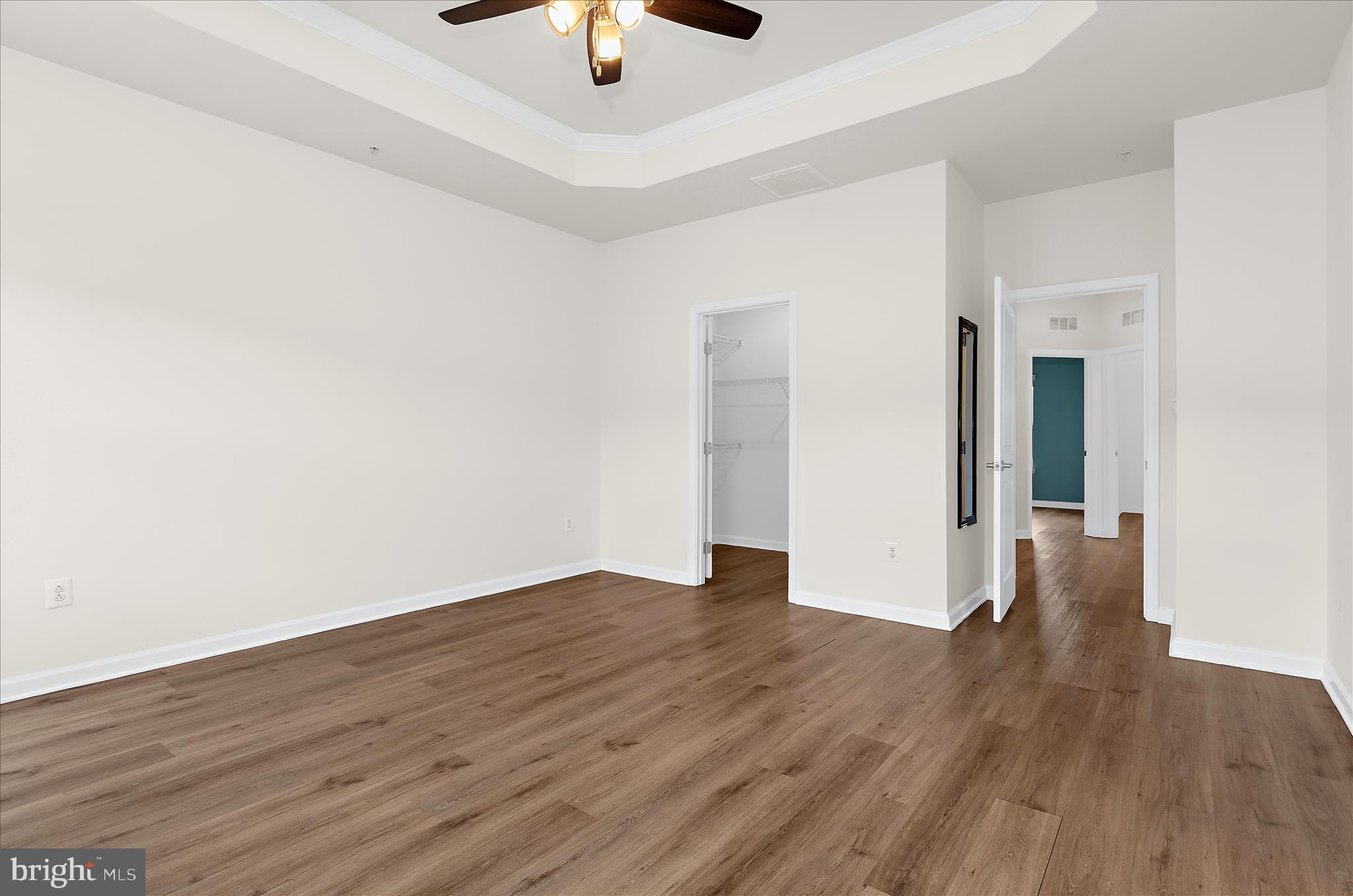 PONDVIEW - Residential