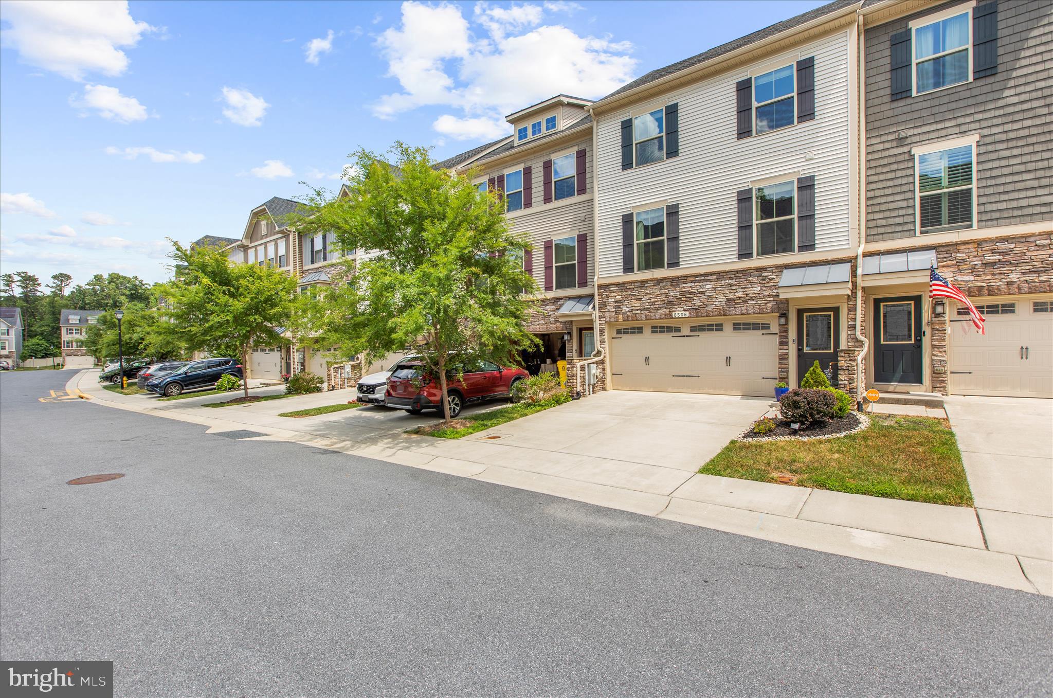 PONDVIEW - Residential