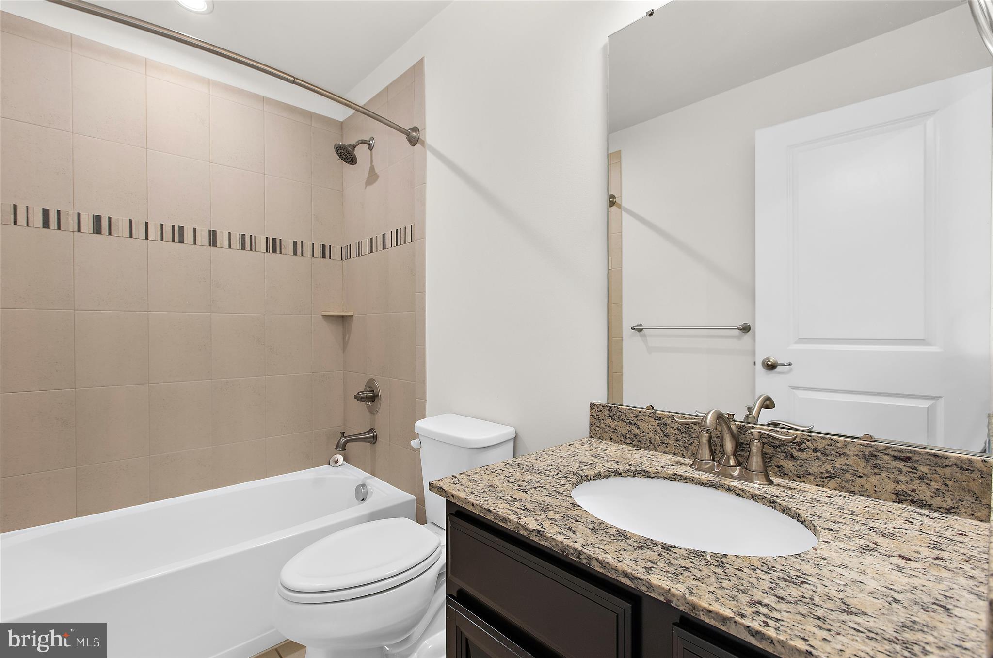PONDVIEW - Residential