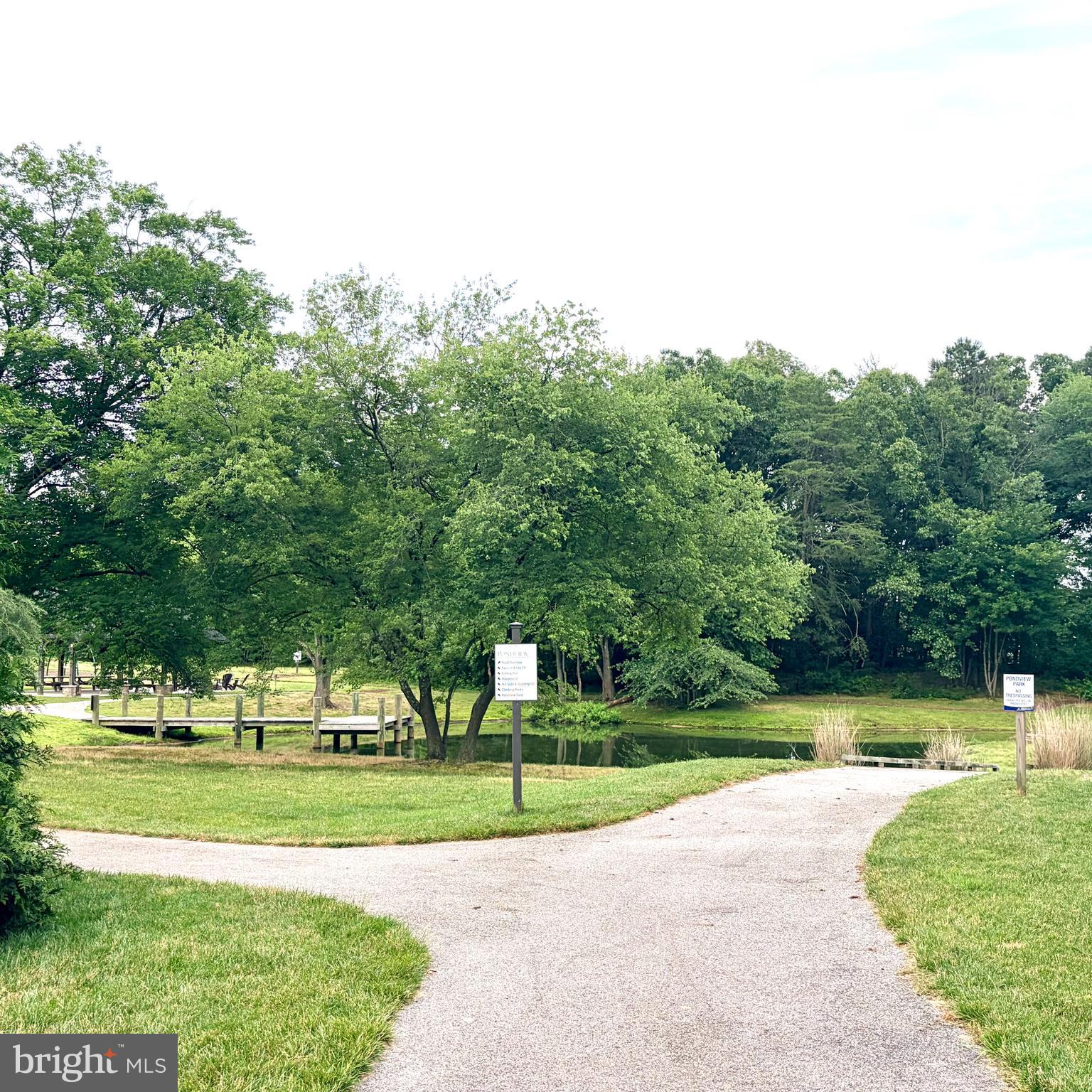 PONDVIEW - Residential