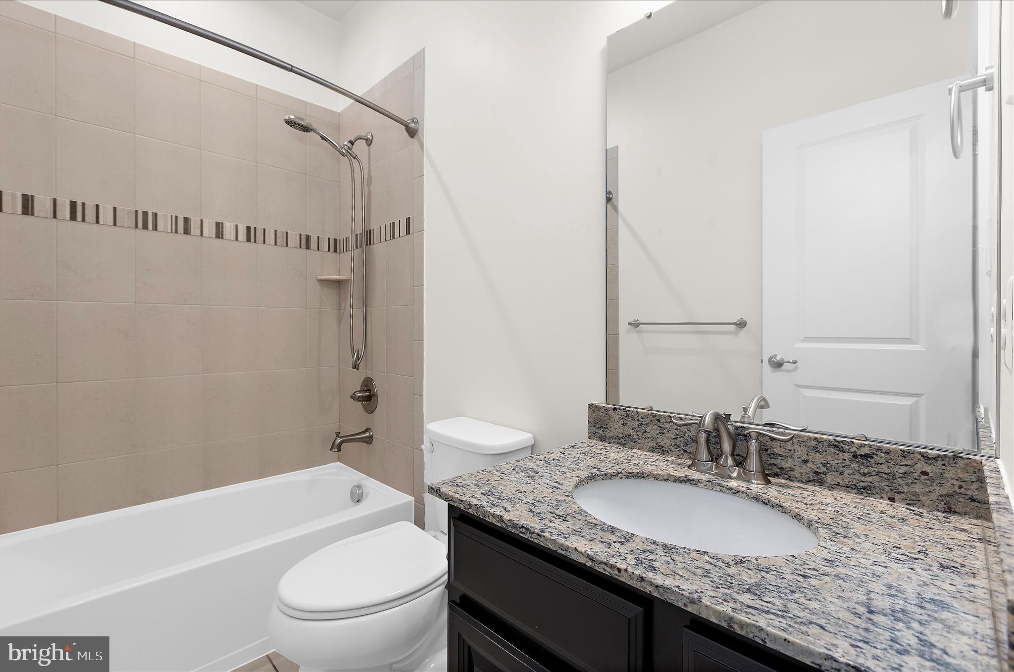 PONDVIEW - Residential