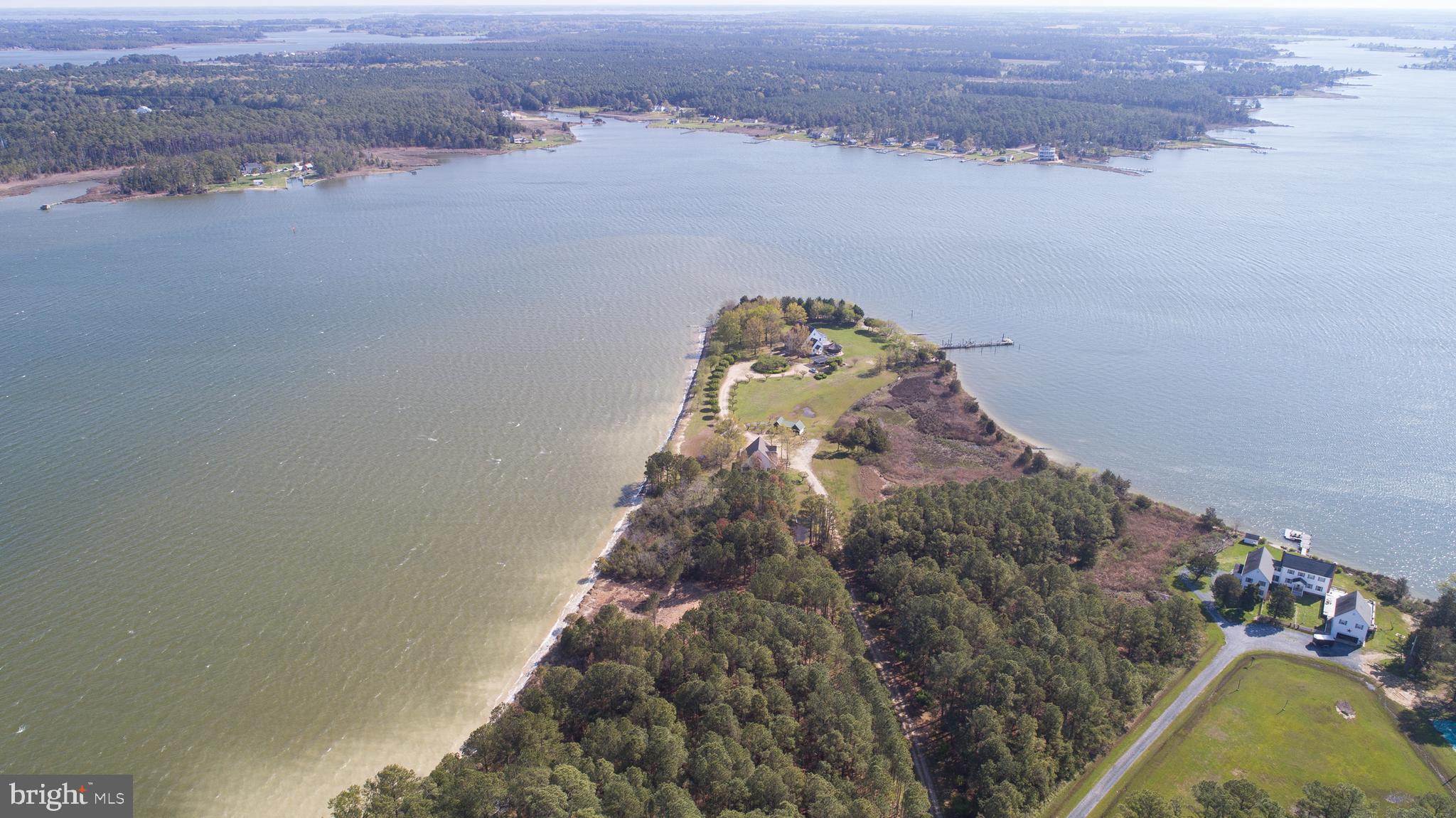 MCKEIL POINTE - Land