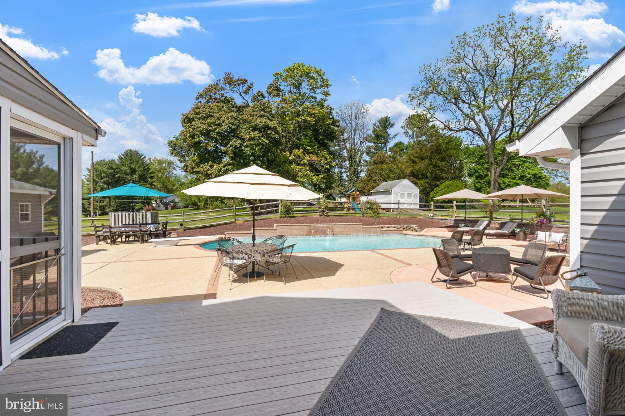 FAIRWAY - Residential