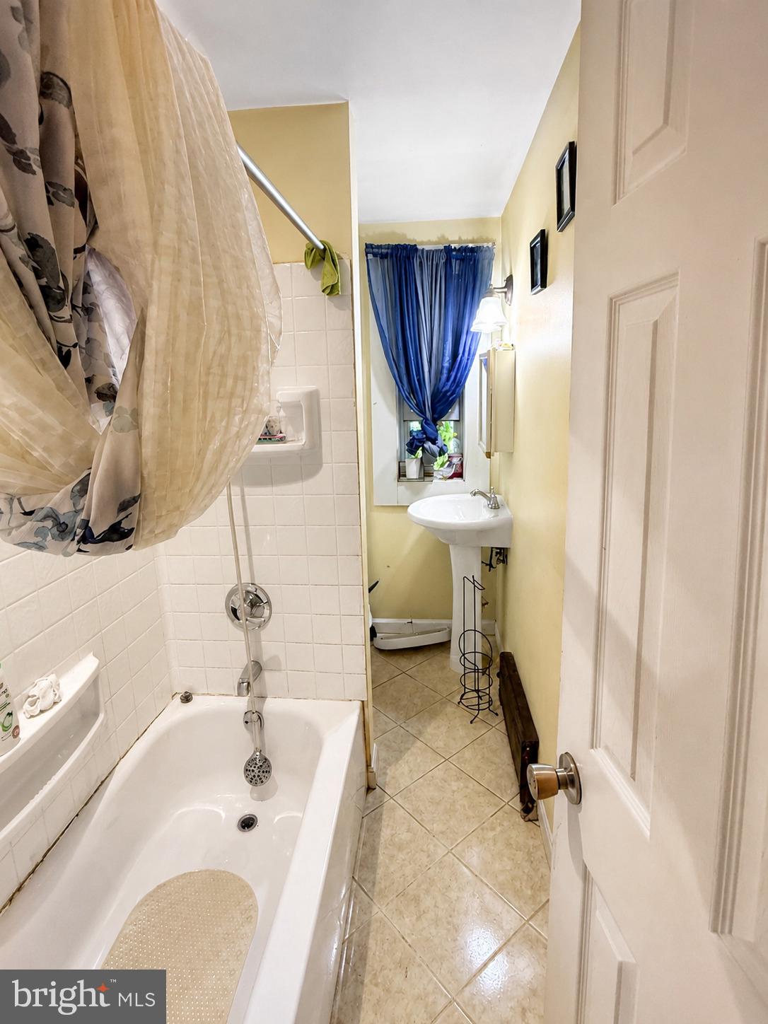 OAK LANE - Residential