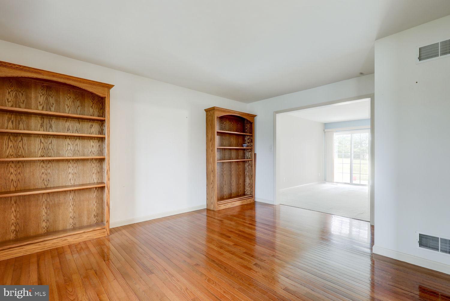 WILLOW SOUTH - Residential