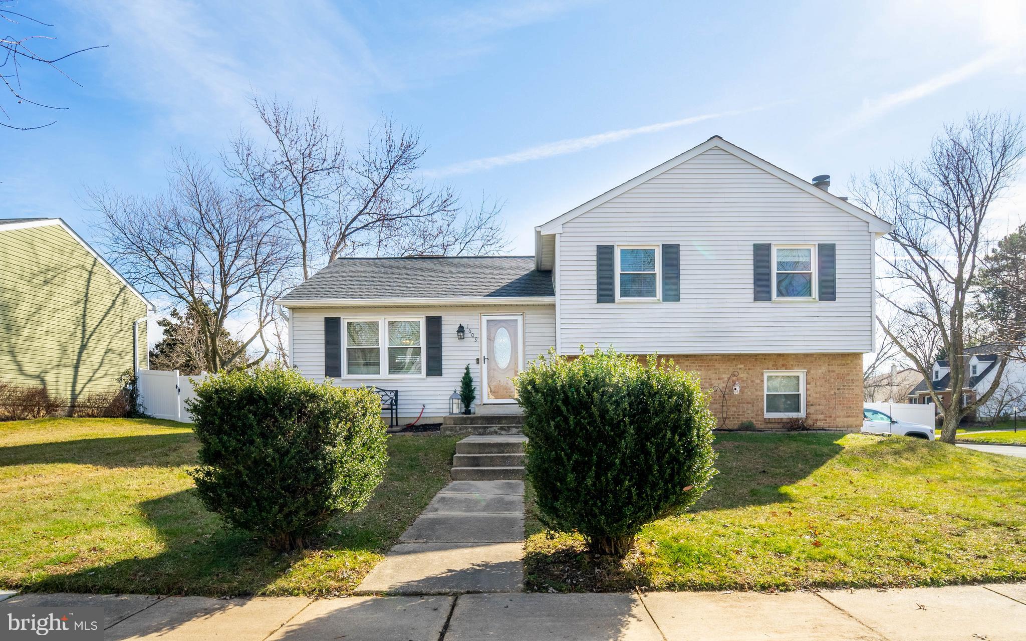 Revell Downs -  Rare 4 level split level home on corner lot.  New flooring, new deck 16 x 16 Trex, new bathrooms, new appliances, new garbage disposal, new roof and gutters.  New Shed 16 x 10 and new vinyl fence in back yard with 12 ft opening and 6ft high.  Call today for your showing appointment.