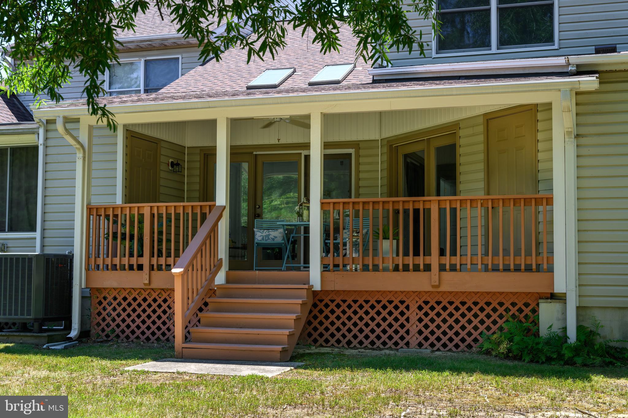BRIDGEPOINTE - Residential