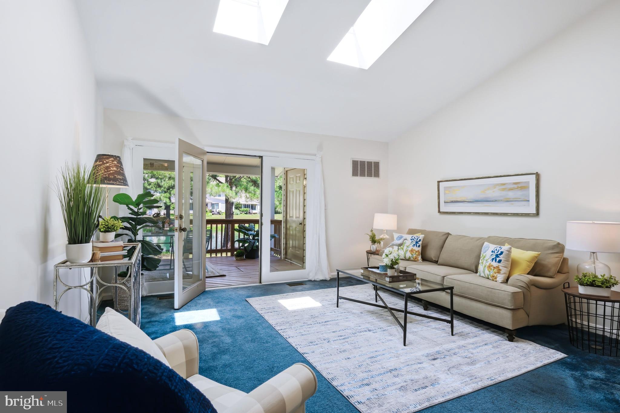 BRIDGEPOINTE - Residential