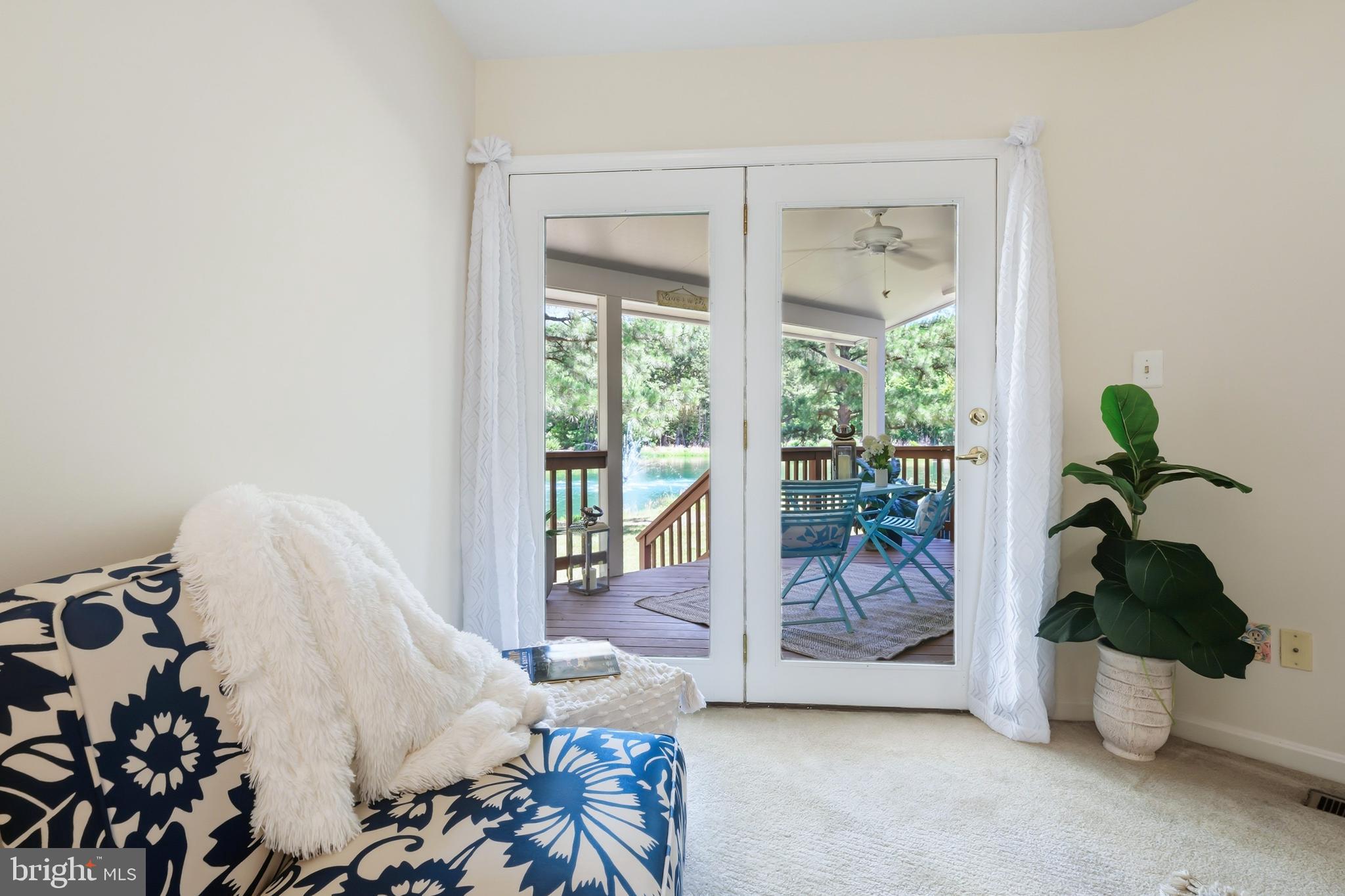 BRIDGEPOINTE - Residential