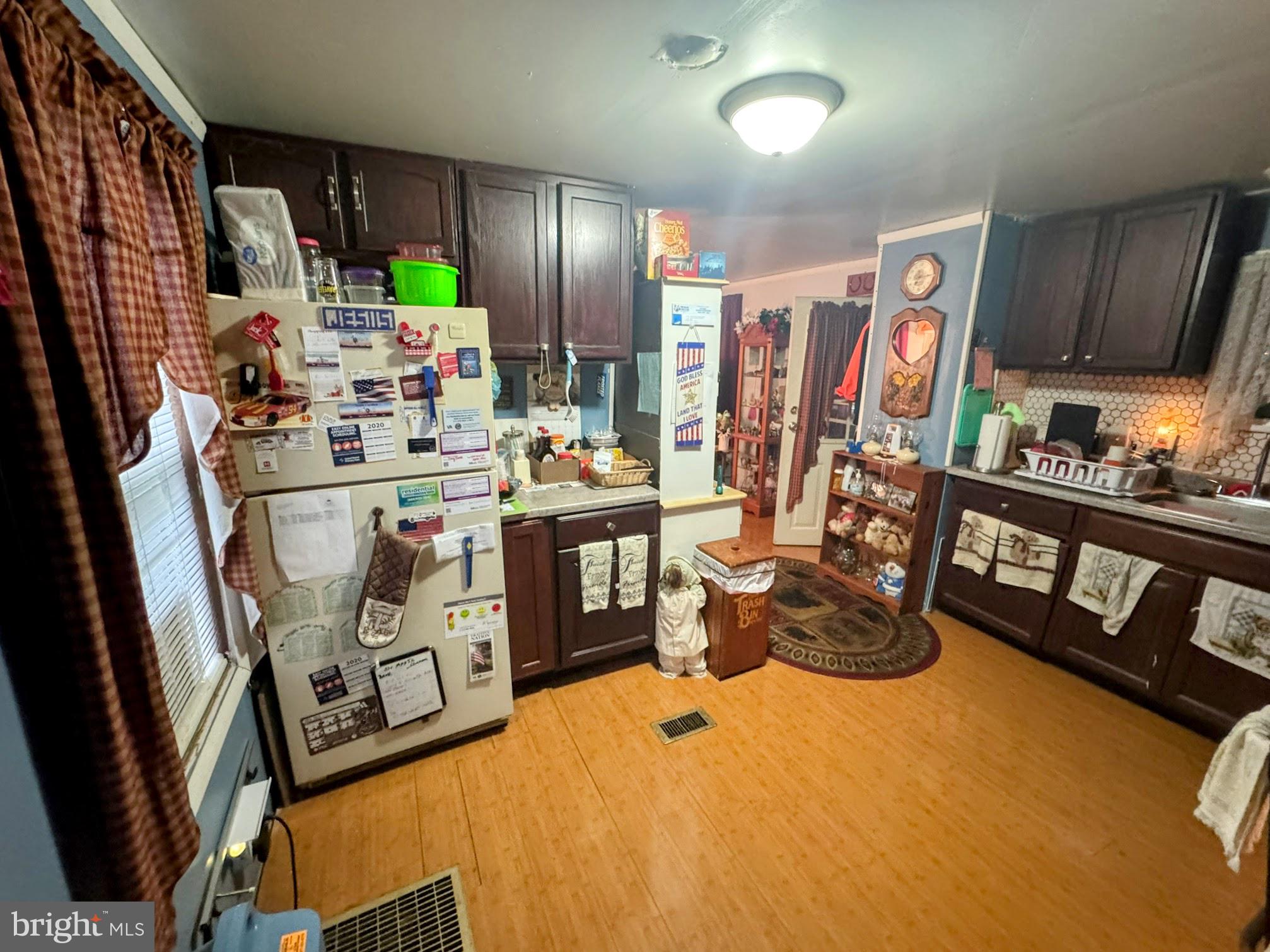 SHIPPENSBURG MOBILE ESTATES - Residential