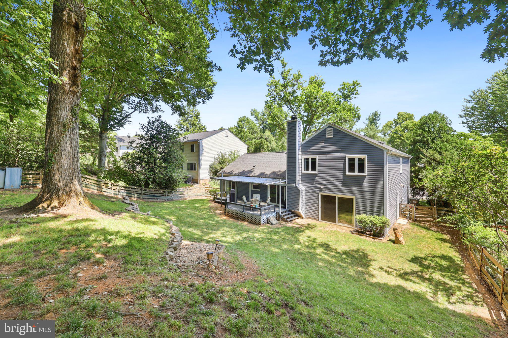 BENT TREE - Residential
