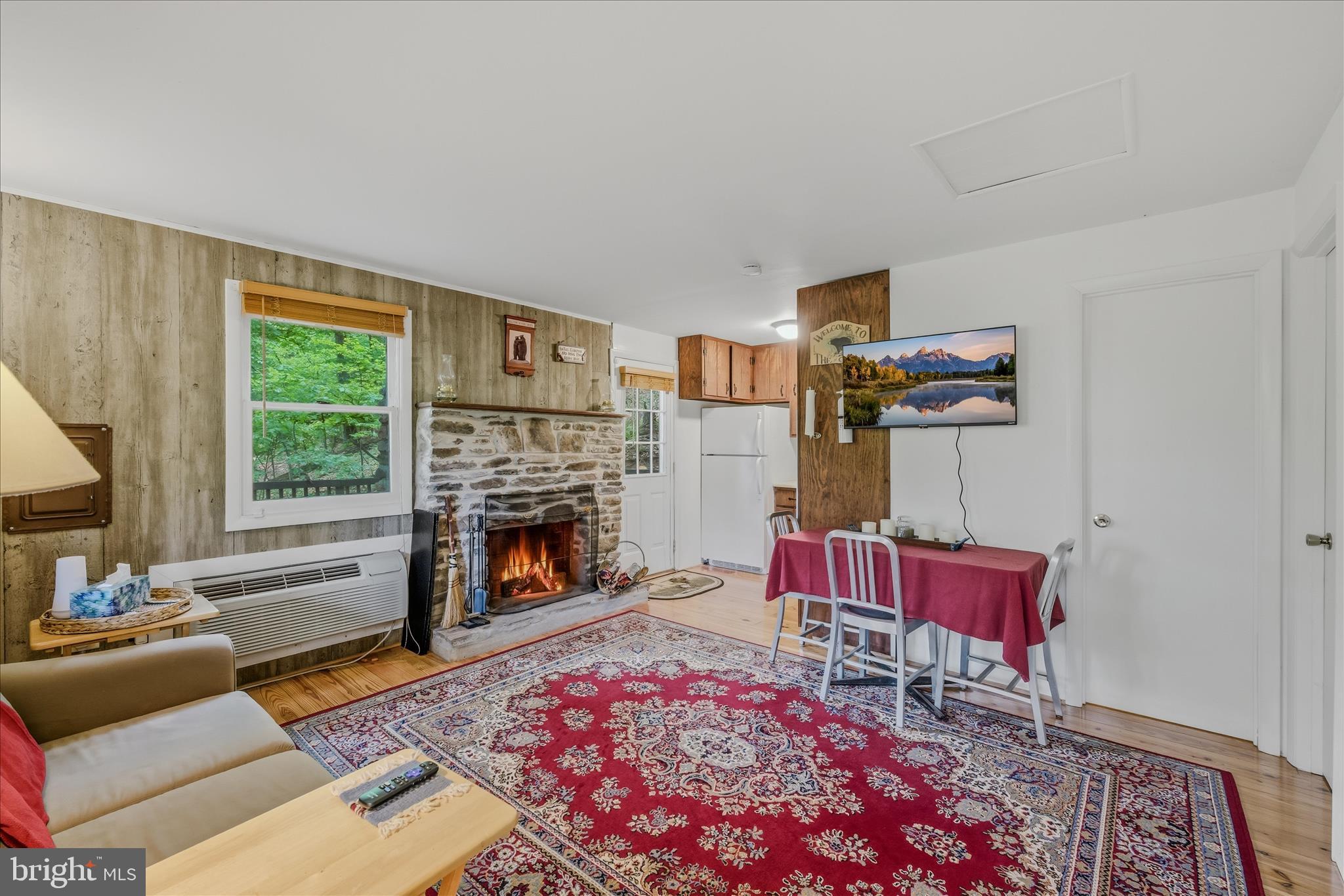 SPRUCE PINE HOLLOW - Residential
