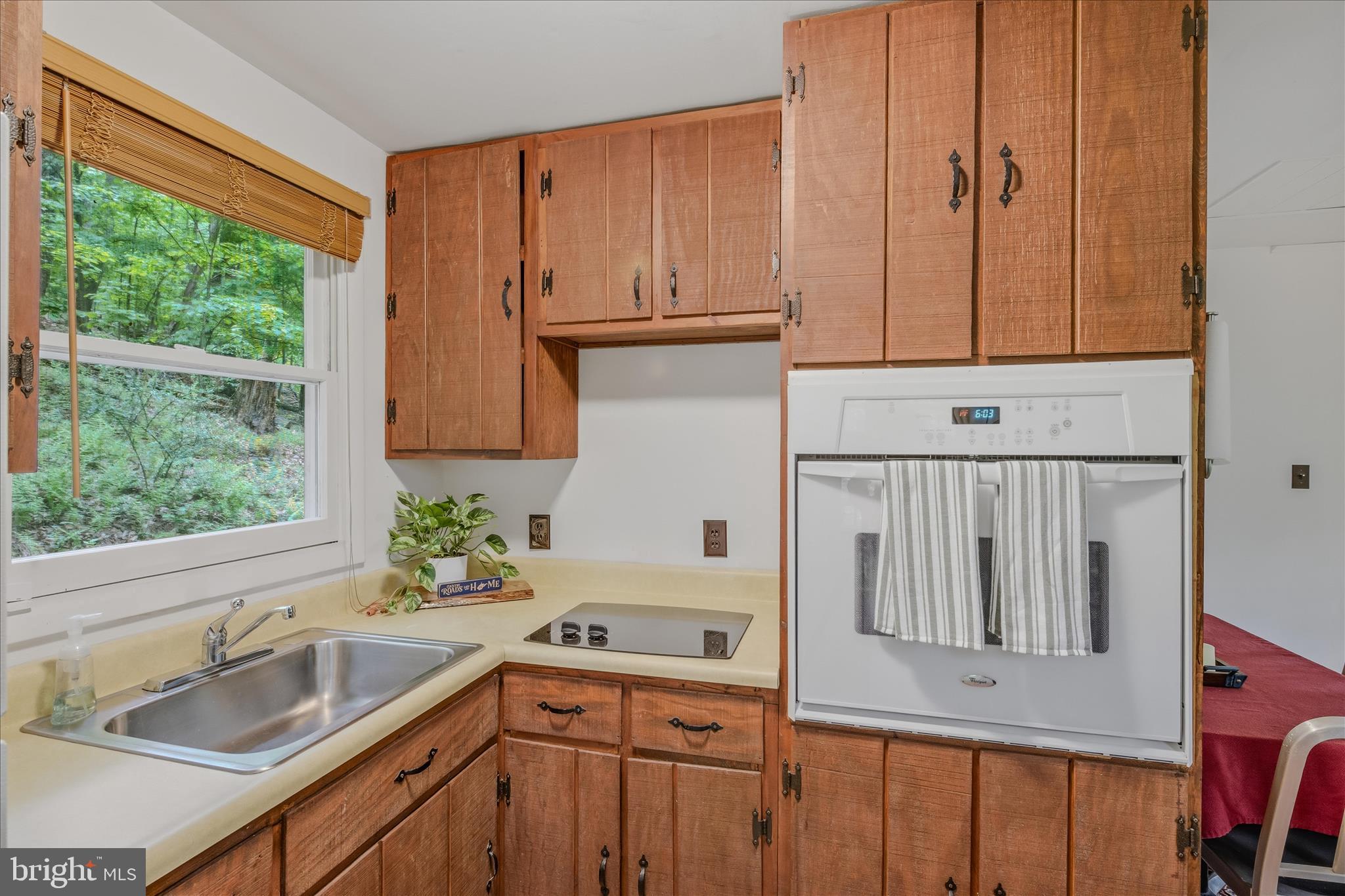 SPRUCE PINE HOLLOW - Residential