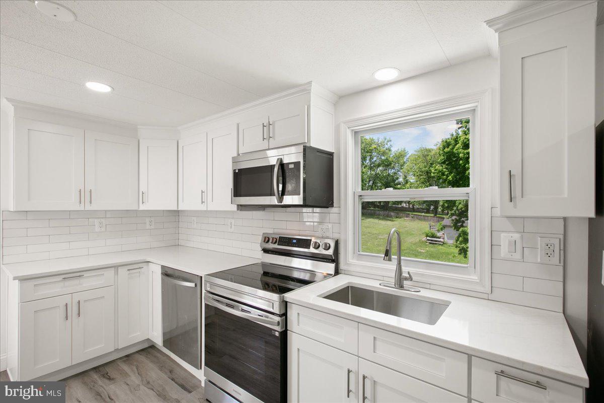FORGE HILL ESTATES - Residential
