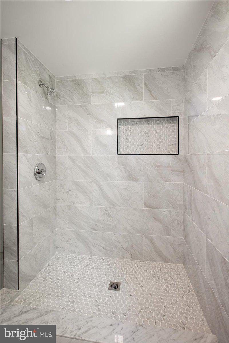 FORGE HILL ESTATES - Residential