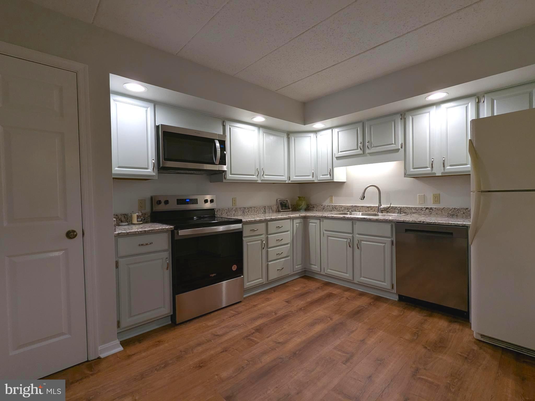 CANAL WOODS III - Residential