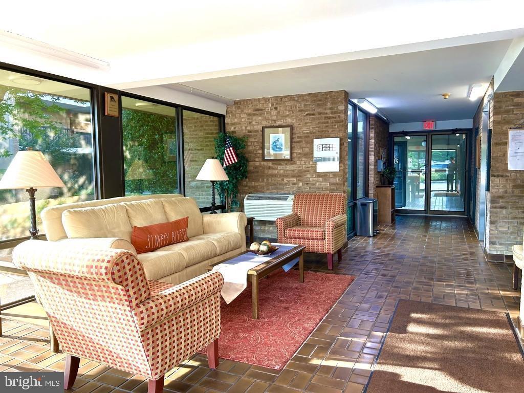 CANAL WOODS III - Residential