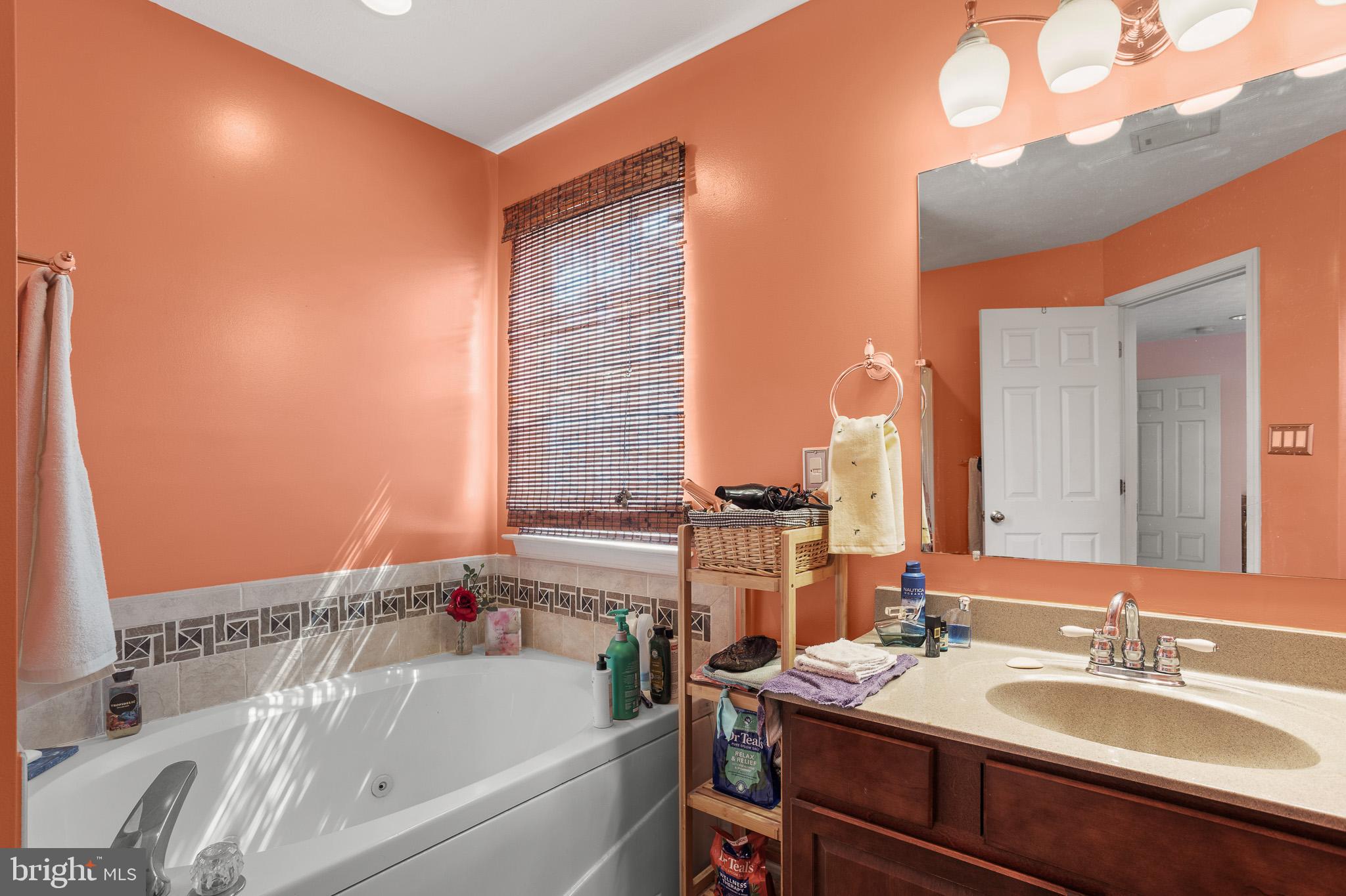 LANEDON - Residential