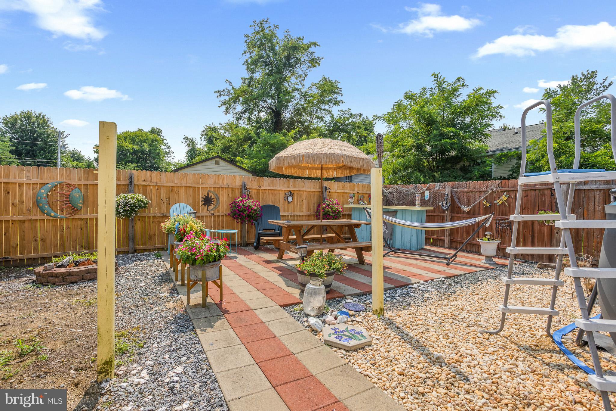 LANEDON - Residential