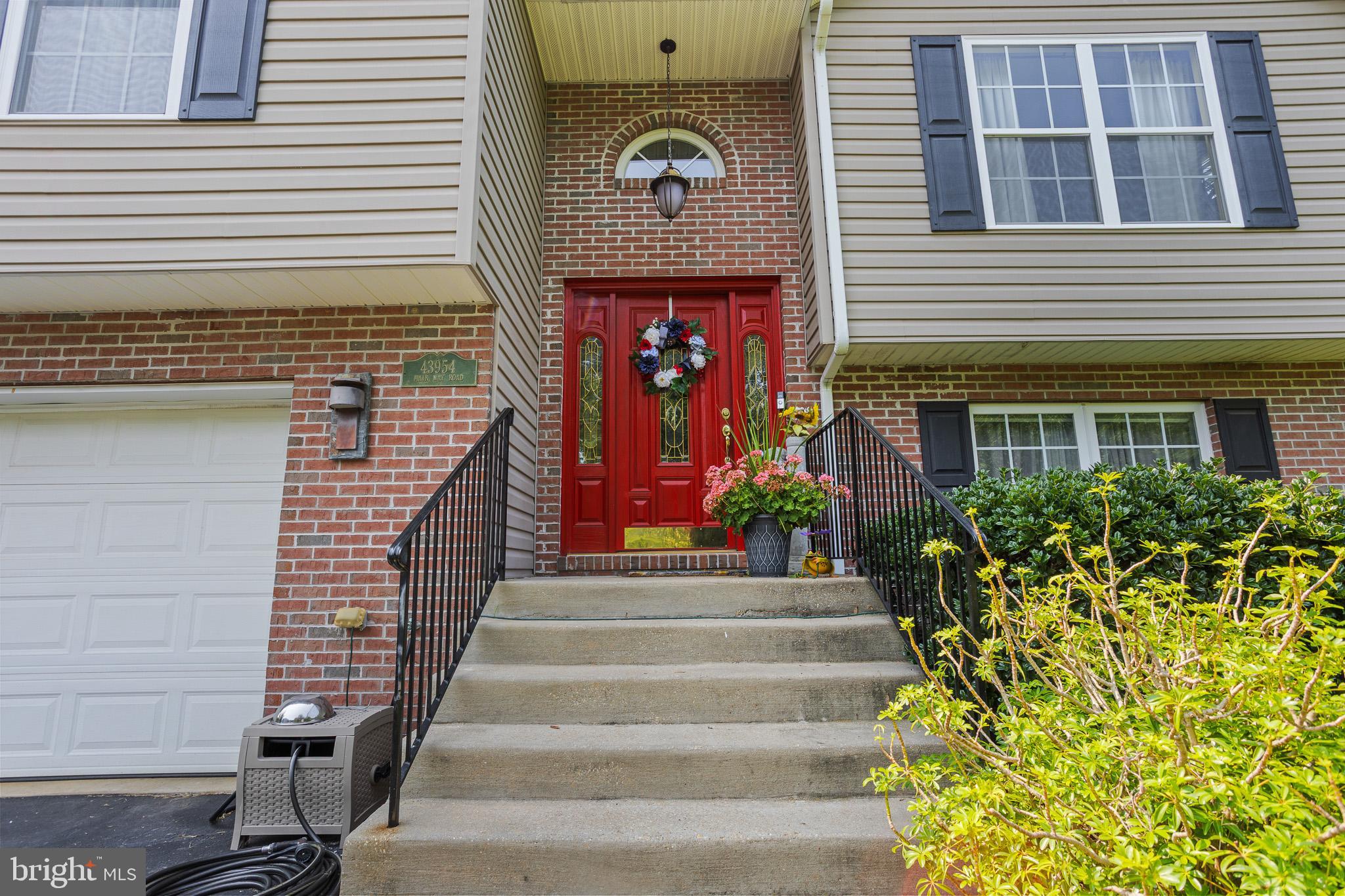 LANEDON - Residential