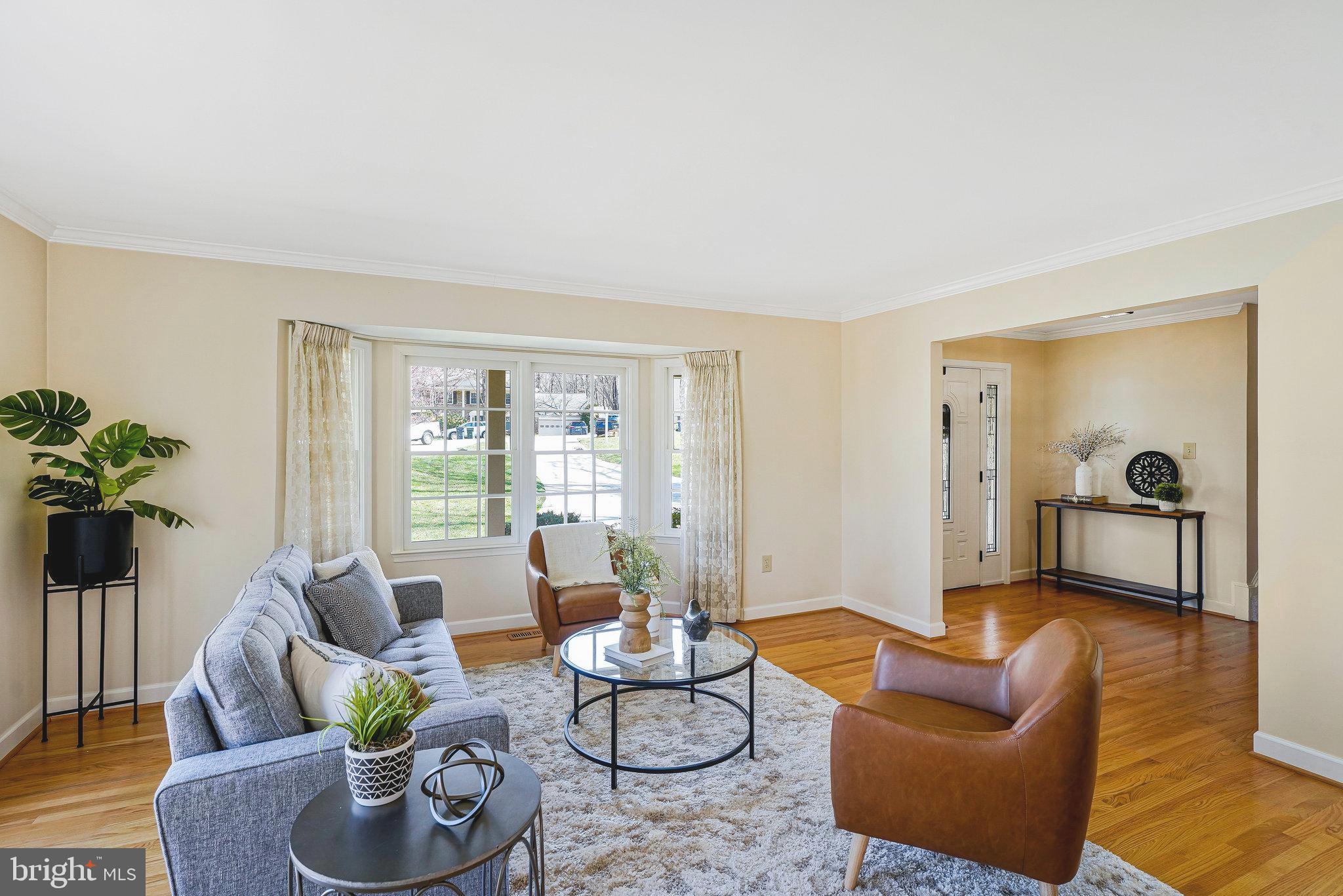 OAKTON GLEN - Residential