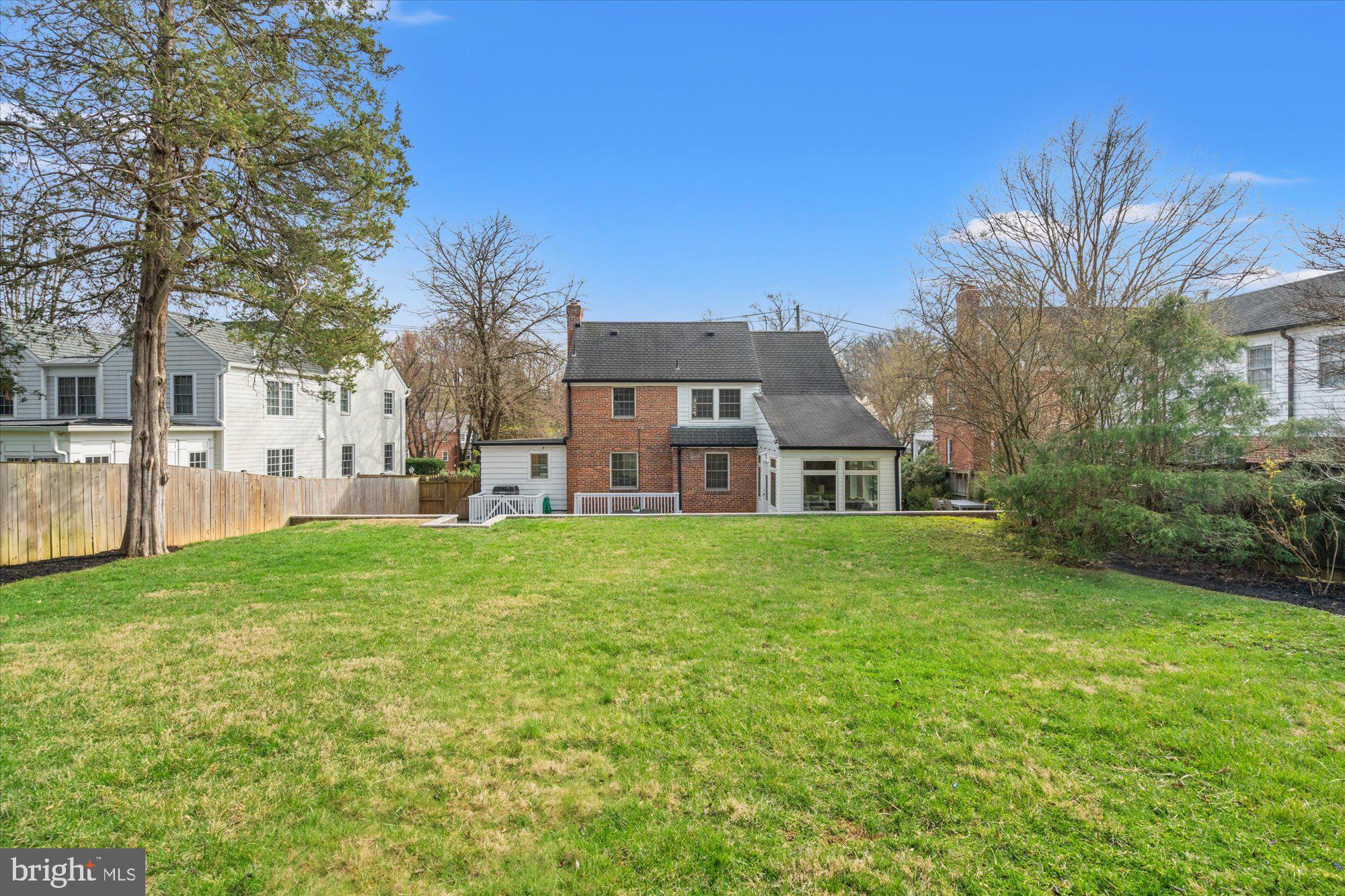 PINEHURST VILLAGE - Residential