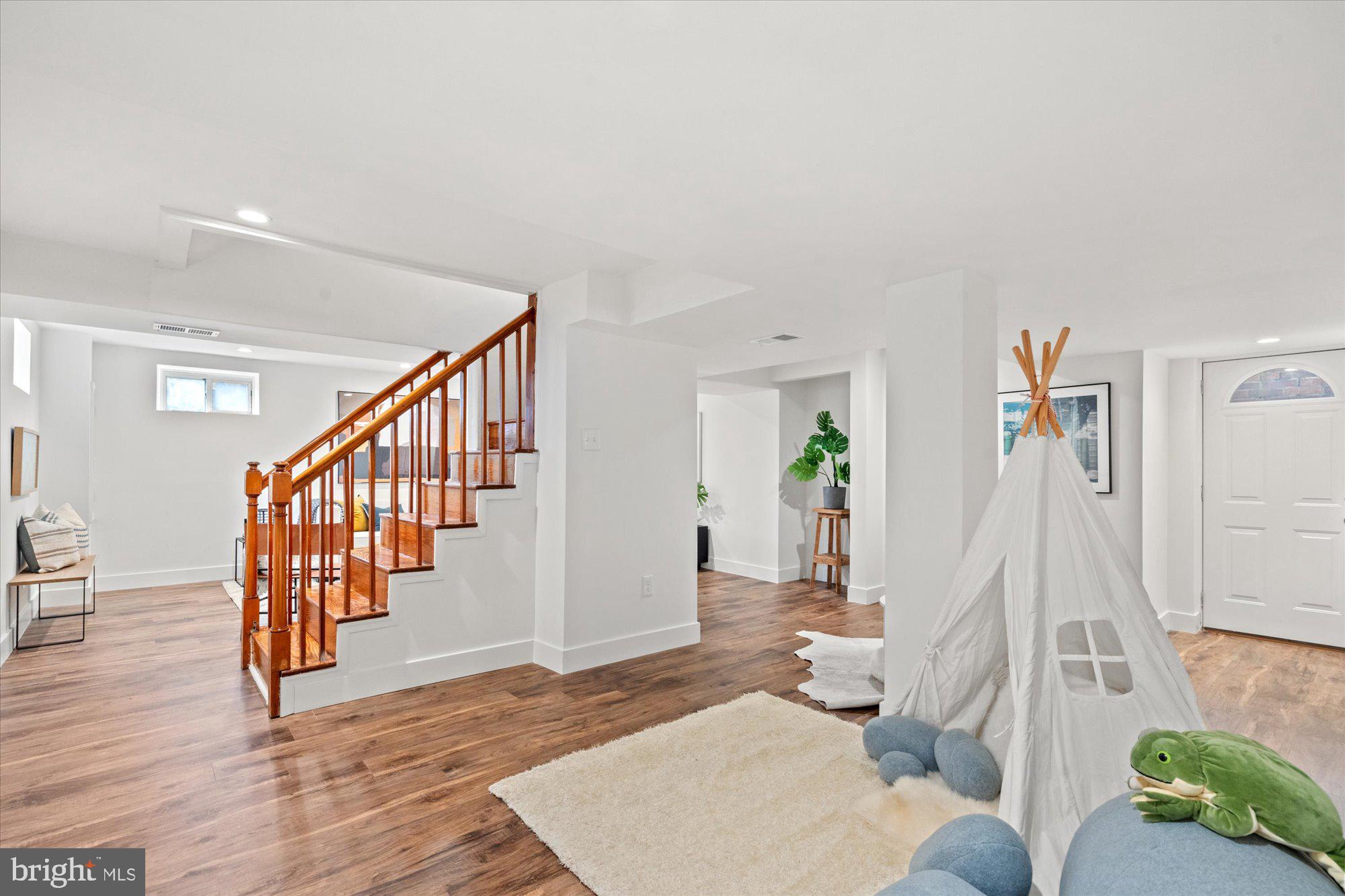 PINEHURST VILLAGE - Residential