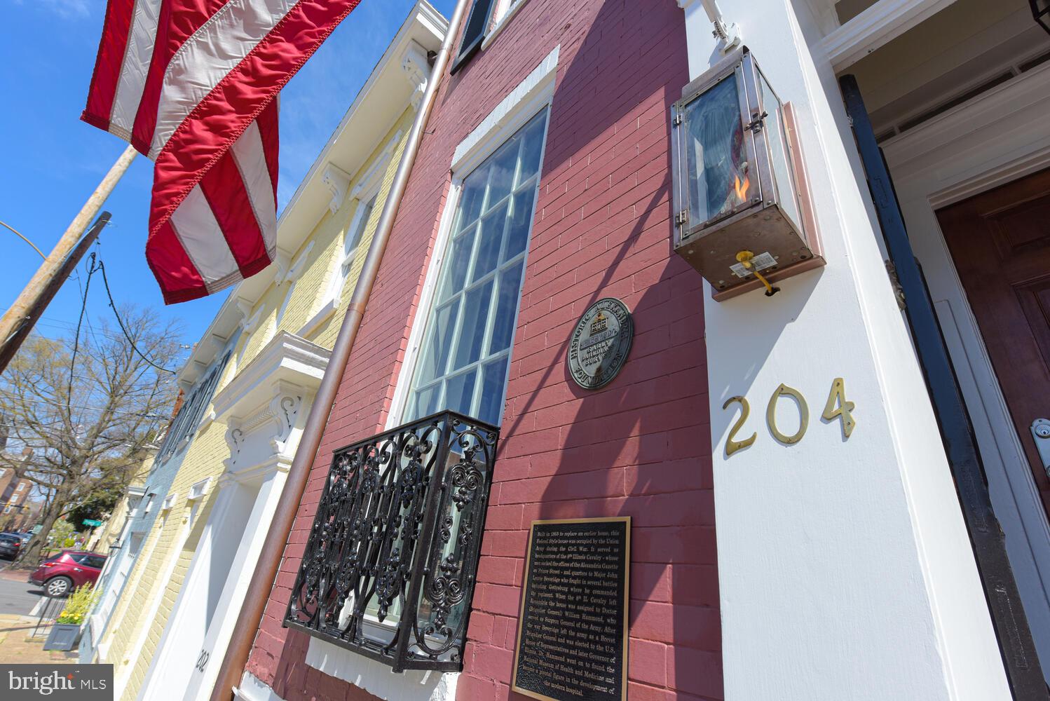 HISTORIC OLD TOWN - Residential
