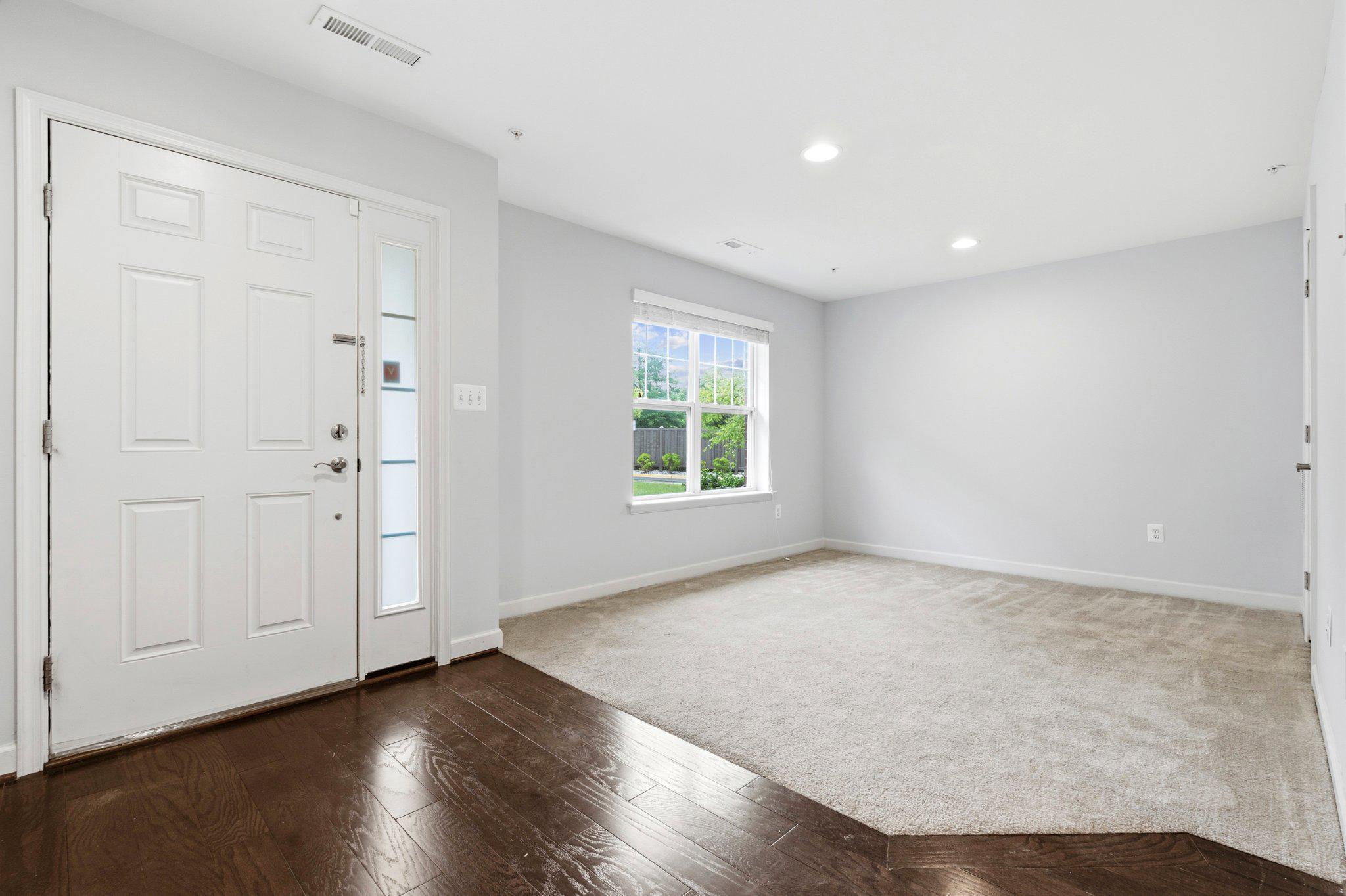 WOOD GLEN - Residential