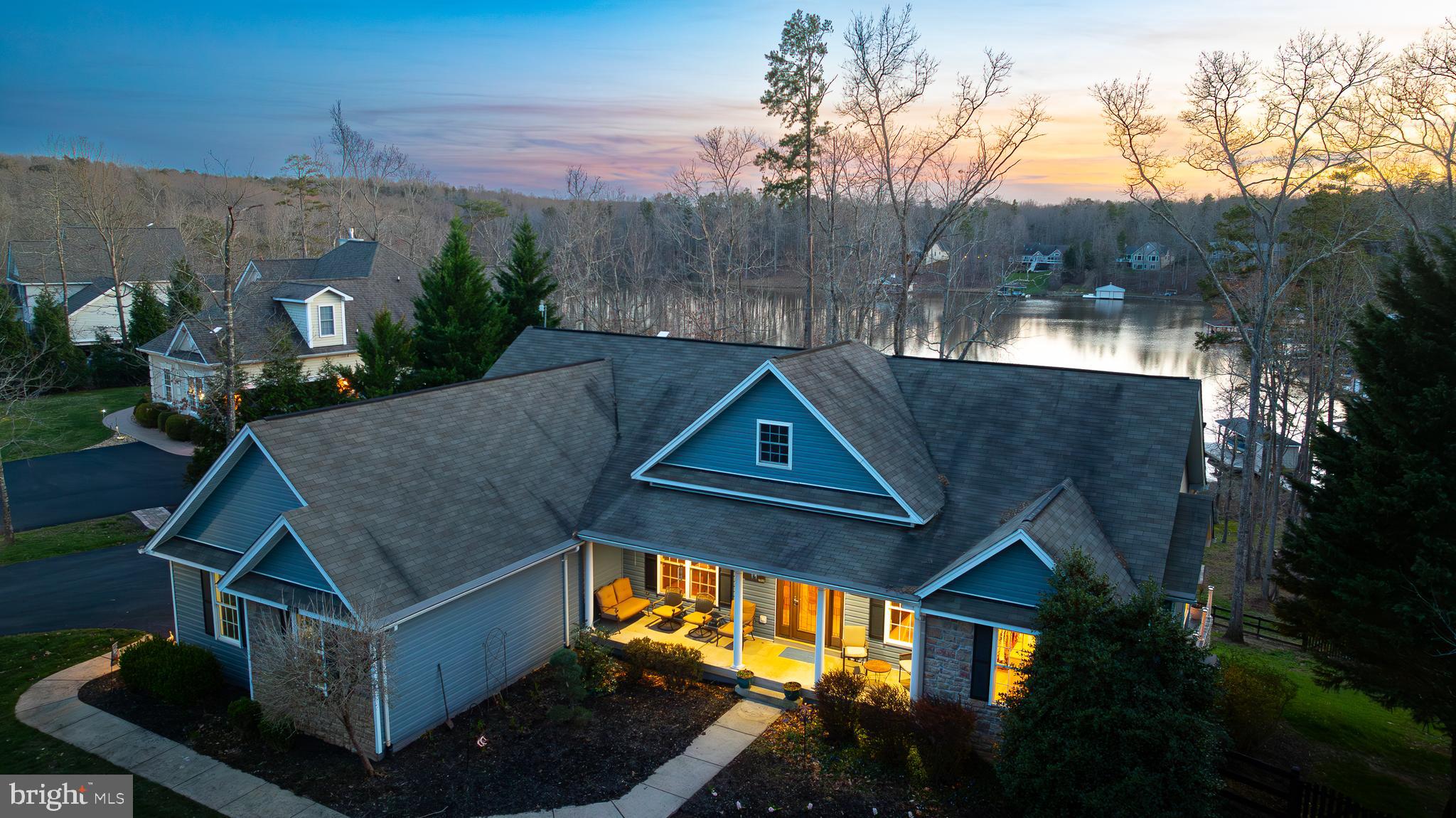 FRESHWATER ESTATES - Residential
