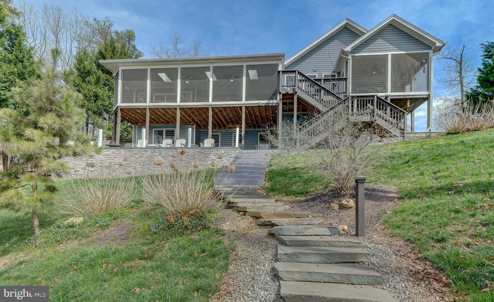 FRESHWATER ESTATES - Residential