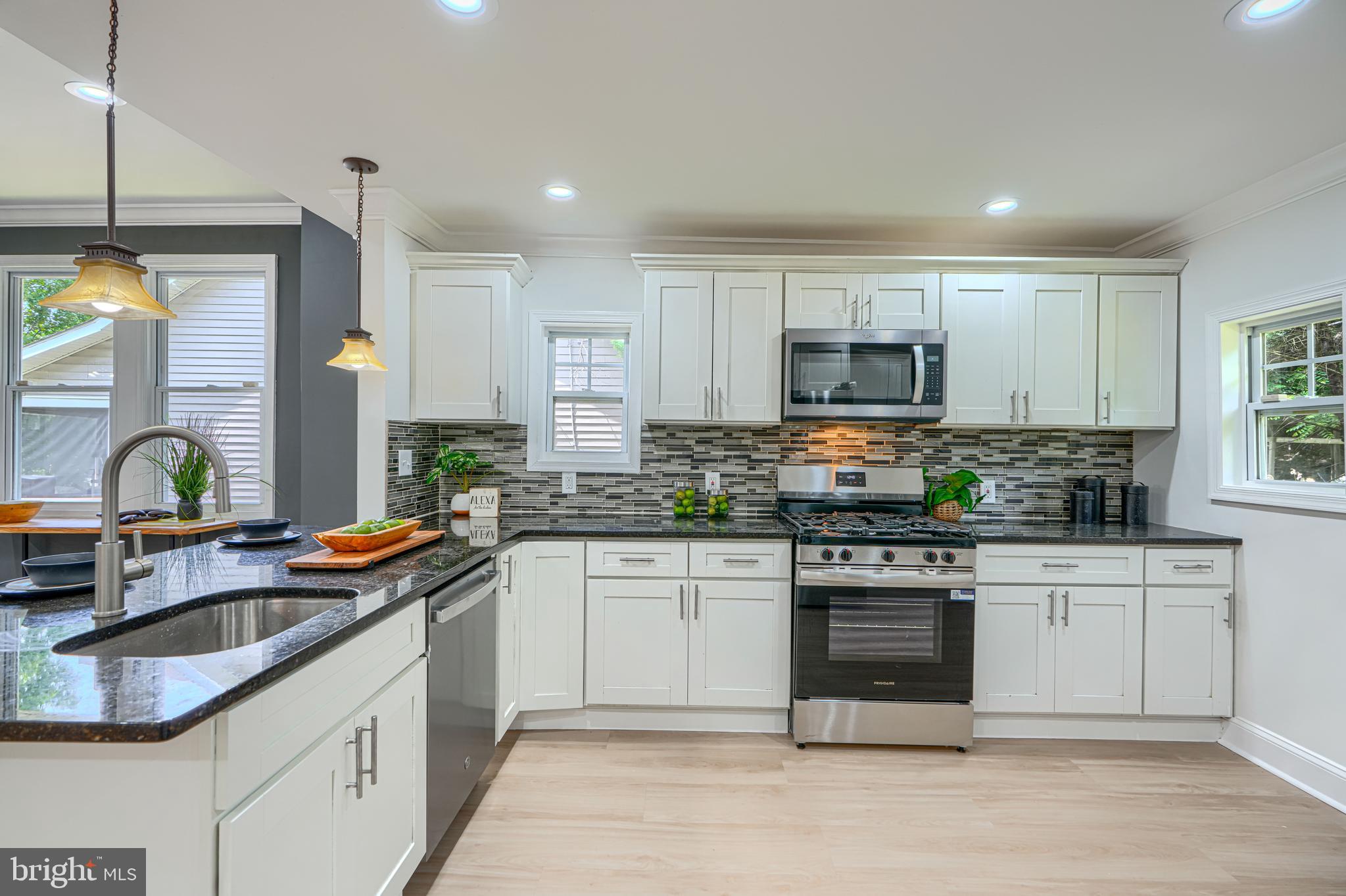 WEST FOREST PARK - Residential