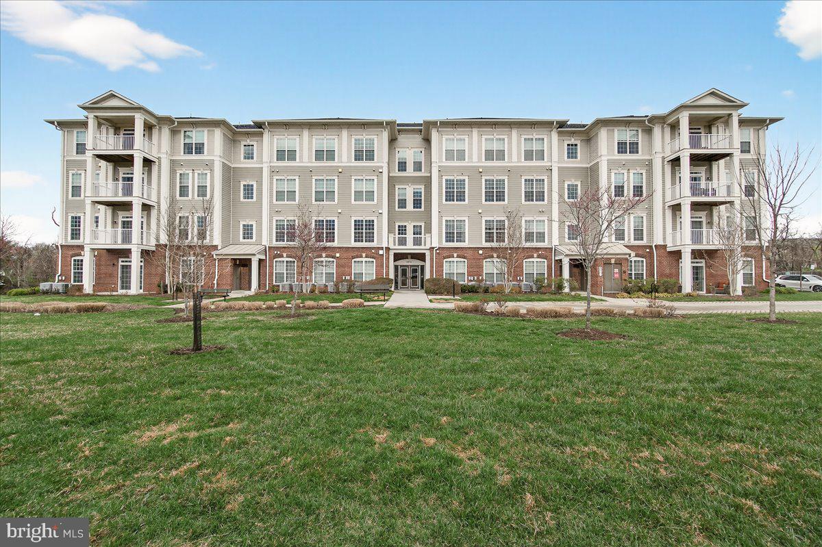 NORBECK CROSSING - Residential