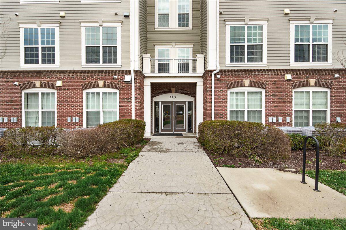 NORBECK CROSSING - Residential