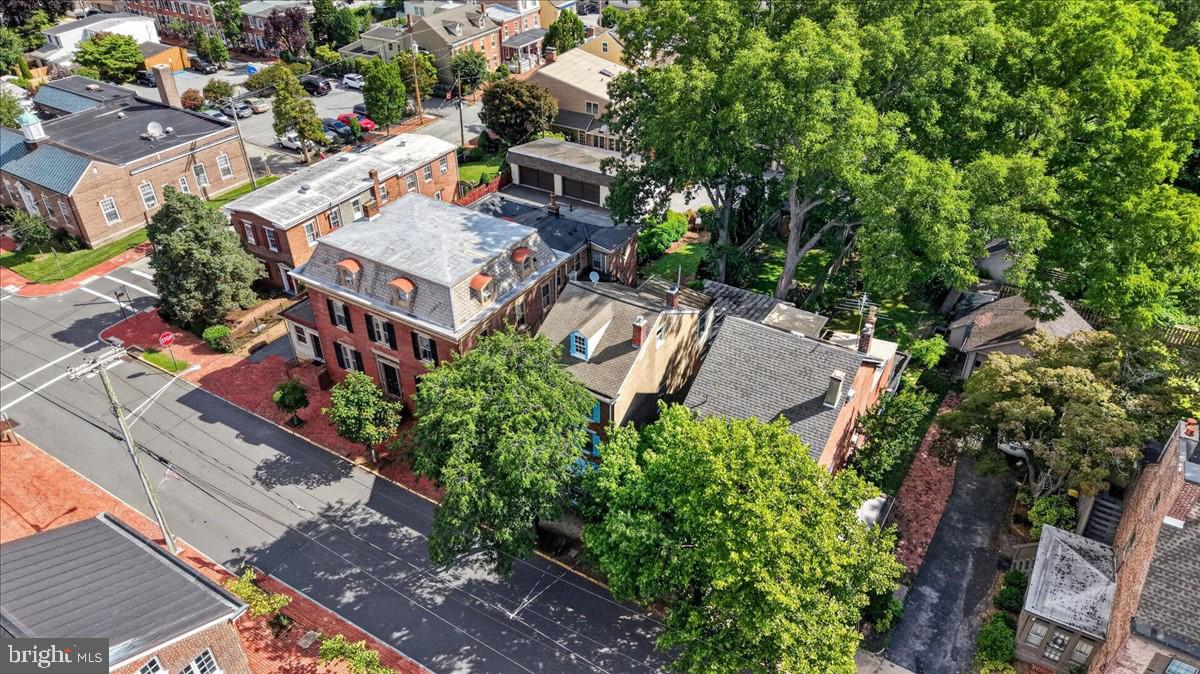 OLD NEW CASTLE - Residential