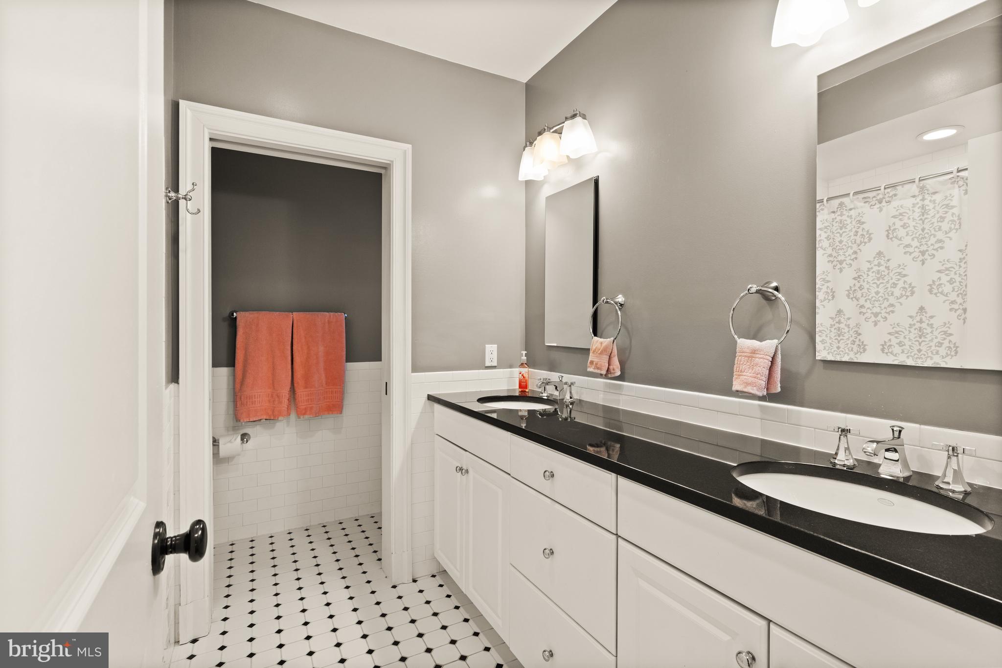 GLEN MAR PARK - Residential